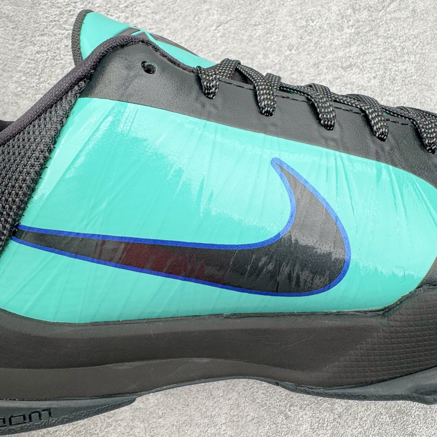 图片[17]-＃S2纯原 NK Zoom Kobe ZK5 科比5代 黑绿 IH0274-300 Zoom Turbo气垫➕后掌EVA缓震 实战配置直接拉满 原楦纸板开发 鞋身流线型、后跟塑形 区分土肥圆 原档数据3D打印 鞋面细节匹配原版 全身鞋材卡料色独家定制 唯一正确喷漆SWOOSH NK专利Flyknit飞线科技，给予鞋身足够抗扭矩力 真实底模最大48.5 实战利器 专供海外市场 尺码：40 40.5 41 42 42.5 43 44 44.5 45 46 47.5 48.5 （脚宽、脚胖 建议买大半码）-选品中心