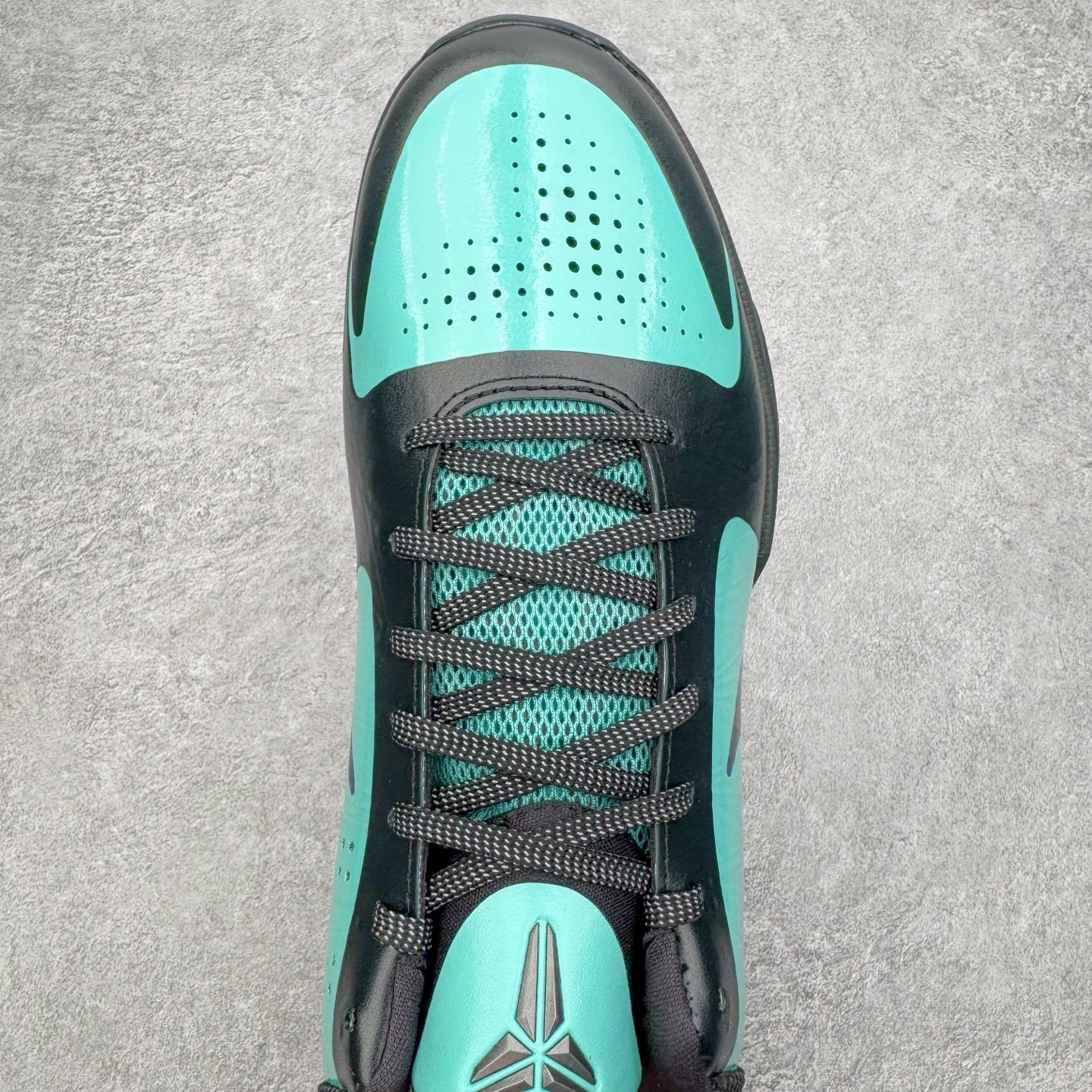 图片[4]-＃S2纯原 NK Zoom Kobe ZK5 科比5代 黑绿 IH0274-300 Zoom Turbo气垫➕后掌EVA缓震 实战配置直接拉满 原楦纸板开发 鞋身流线型、后跟塑形 区分土肥圆 原档数据3D打印 鞋面细节匹配原版 全身鞋材卡料色独家定制 唯一正确喷漆SWOOSH NK专利Flyknit飞线科技，给予鞋身足够抗扭矩力 真实底模最大48.5 实战利器 专供海外市场 尺码：40 40.5 41 42 42.5 43 44 44.5 45 46 47.5 48.5 （脚宽、脚胖 建议买大半码）-选品中心