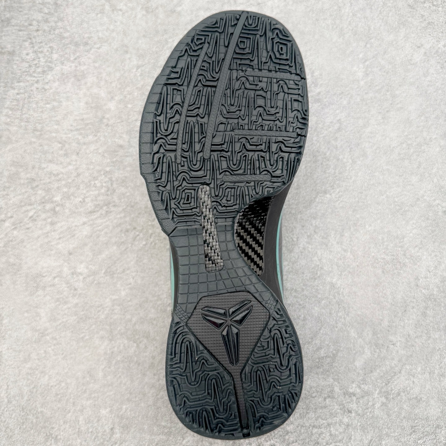 图片[9]-＃S2纯原 NK Zoom Kobe ZK5 科比5代 黑绿 IH0274-300 Zoom Turbo气垫➕后掌EVA缓震 实战配置直接拉满 原楦纸板开发 鞋身流线型、后跟塑形 区分土肥圆 原档数据3D打印 鞋面细节匹配原版 全身鞋材卡料色独家定制 唯一正确喷漆SWOOSH NK专利Flyknit飞线科技，给予鞋身足够抗扭矩力 真实底模最大48.5 实战利器 专供海外市场 尺码：40 40.5 41 42 42.5 43 44 44.5 45 46 47.5 48.5 （脚宽、脚胖 建议买大半码）-选品中心