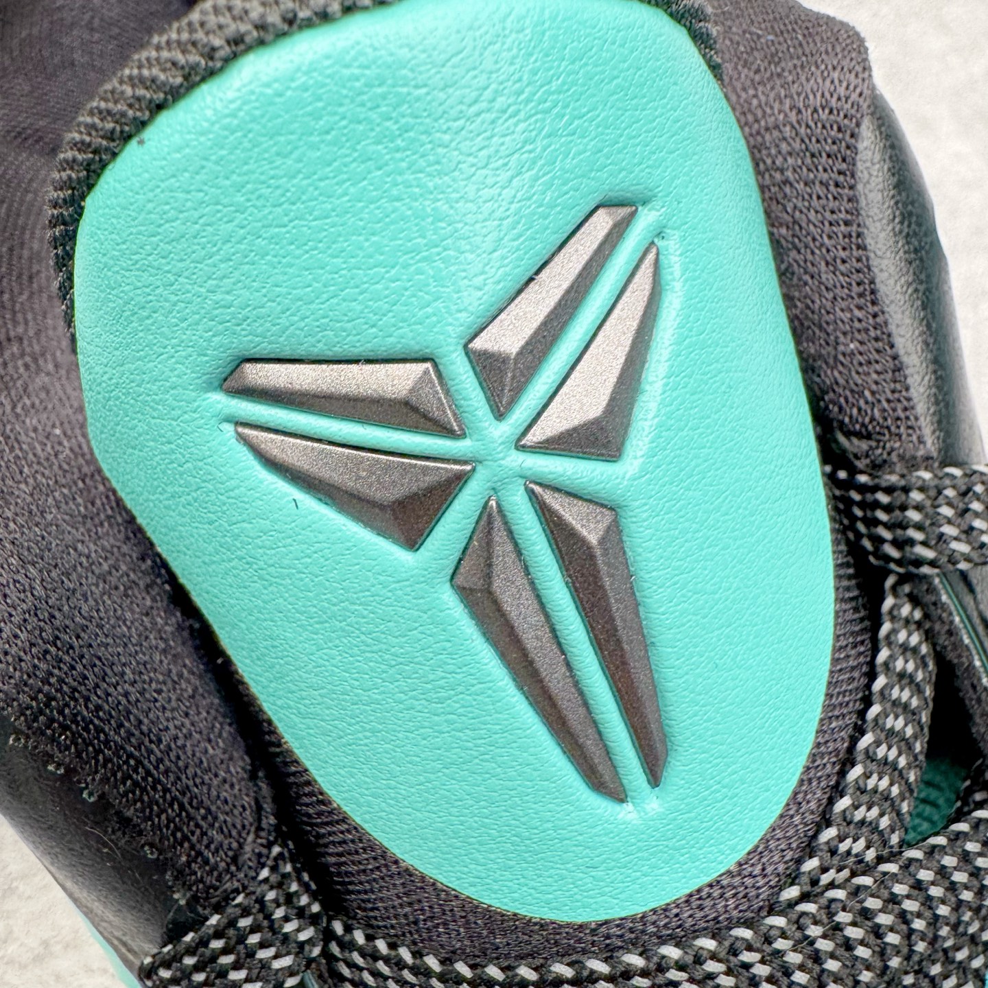 图片[14]-＃S2纯原 NK Zoom Kobe ZK5 科比5代 黑绿 IH0274-300 Zoom Turbo气垫➕后掌EVA缓震 实战配置直接拉满 原楦纸板开发 鞋身流线型、后跟塑形 区分土肥圆 原档数据3D打印 鞋面细节匹配原版 全身鞋材卡料色独家定制 唯一正确喷漆SWOOSH NK专利Flyknit飞线科技，给予鞋身足够抗扭矩力 真实底模最大48.5 实战利器 专供海外市场 尺码：40 40.5 41 42 42.5 43 44 44.5 45 46 47.5 48.5 （脚宽、脚胖 建议买大半码）-选品中心