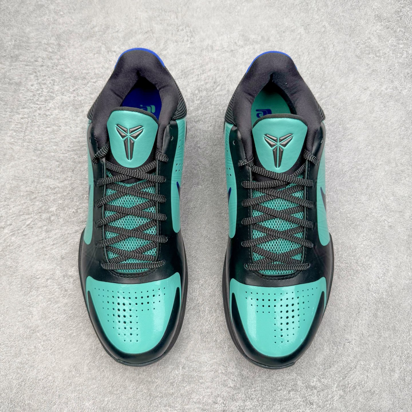 图片[2]-＃S2纯原 NK Zoom Kobe ZK5 科比5代 黑绿 IH0274-300 Zoom Turbo气垫➕后掌EVA缓震 实战配置直接拉满 原楦纸板开发 鞋身流线型、后跟塑形 区分土肥圆 原档数据3D打印 鞋面细节匹配原版 全身鞋材卡料色独家定制 唯一正确喷漆SWOOSH NK专利Flyknit飞线科技，给予鞋身足够抗扭矩力 真实底模最大48.5 实战利器 专供海外市场 尺码：40 40.5 41 42 42.5 43 44 44.5 45 46 47.5 48.5 （脚宽、脚胖 建议买大半码）-选品中心