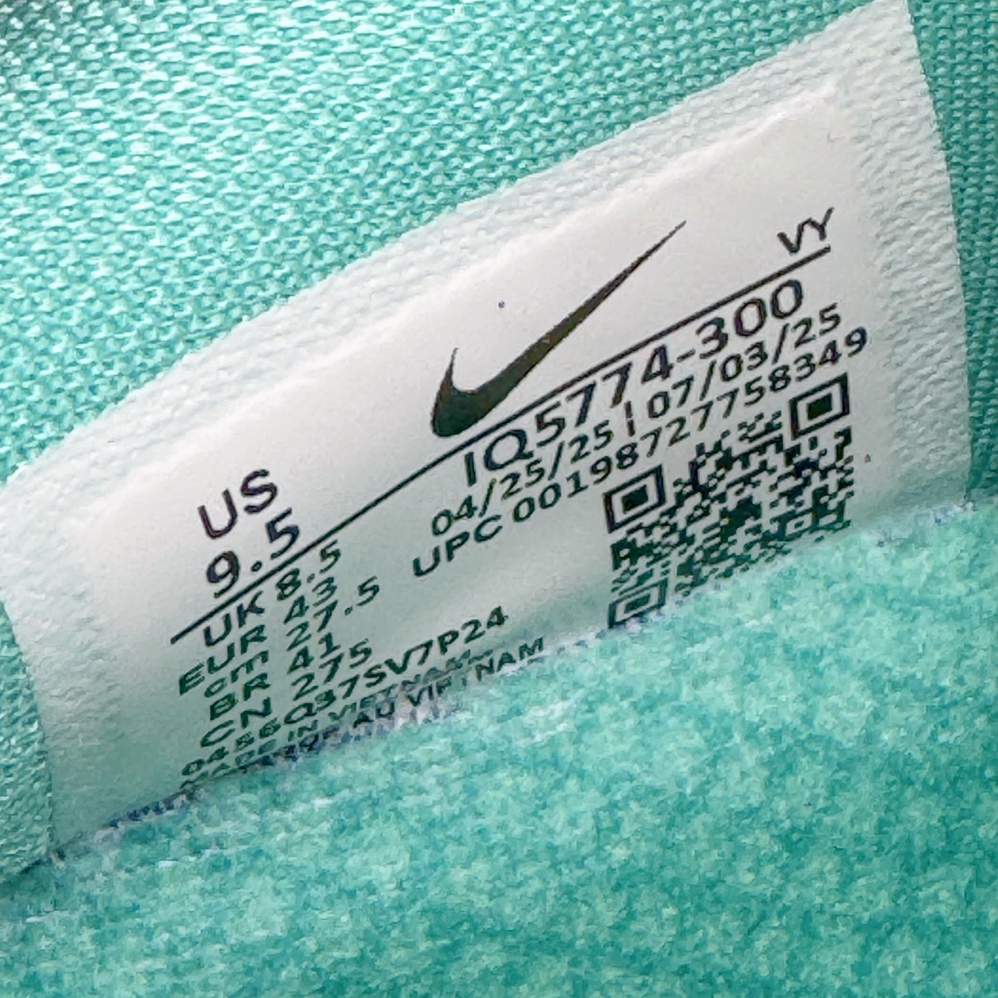 图片[10]-＃GX纯原 NK Zoom Kobe 6 Protro 科比六代 杰伦布伦森 自由女神 IO5774-300 完美复刻公司货 前掌超大Zoom Turbo气垫 后掌EVA缓震 真正的原汁原味 还原ZP脚感 全身鞋材卡料色独家定制 唯一正确喷漆工艺Swoosh 正确凹凸蛇鳞工艺 正确鞋面渐变效果 内全置真动飞态线 独立原厂模具 最大尺码达到48.5码 首批不拼图大几率过验 亲测已过 支持各种高强度实战 无需担心 上脚价 补货周期极长 脚宽建议买大半码 科比系列前掌偏窄 不影响二次销售 支持七天无理由退换 尺码：40 40.5 41 42 42.5 43 44 44.5 45 45.5 46 47.5 48.5 49.6 50.5-选品中心