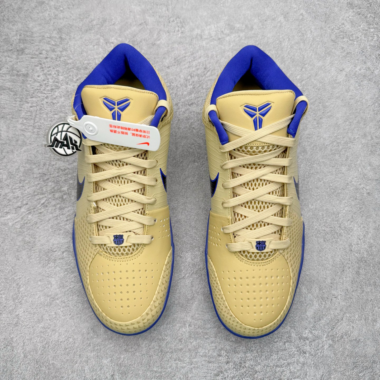 图片[2]-＃灭世 NK Zoom Kobe 4 FC 科比四代 巴塞罗那 金黑紫 IM2532-701 历时半年 重新开版 最高工艺 最高标准 打造顶级实战旗舰标杆 实战属性TOP 1 接受任意版本实战性能正面PK 实力源自深耕实战球鞋的工业底蕴 王者归来绝非空穴来风 杜绝杀猪 感受一分钱十分货诚意巨作 ✅原厂超厚头层磨砂牛皮 ➕独家定制头层蛇鳞纹 ✅正确蛇鳞压印原盒 ✅原厂复刻纸板➕原楦调试 历时半年 打造近乎完美版型（包裹体验 鞋脚一体性 99% 无限接近） ✅中底MD黑色部分为特殊组合工艺 外层复合超薄绒布，触摸触感明显区分市场货品 【市场唯一同步正品工艺货品】 ✅代工级品控 一个月独家售后 为实战保驾护航 尺码：39-47.5-选品中心