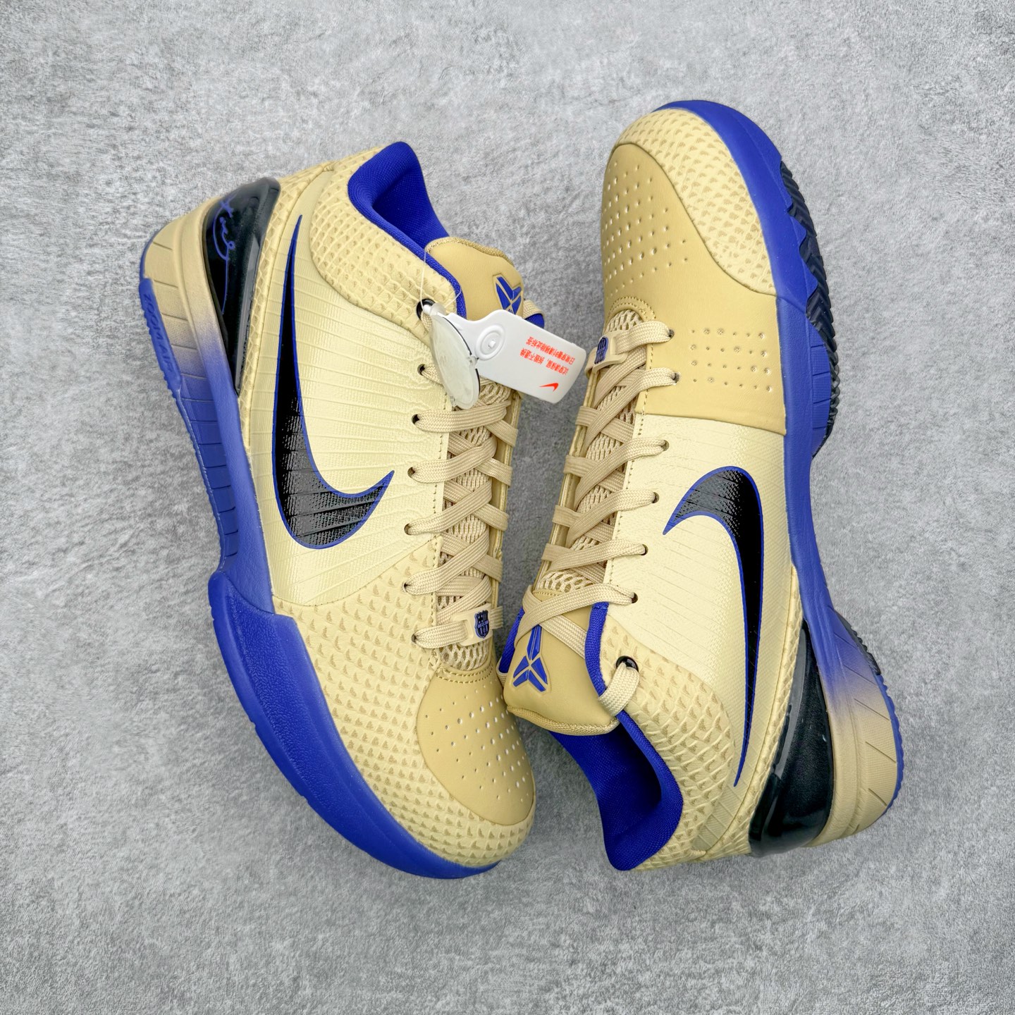 图片[3]-＃灭世 NK Zoom Kobe 4 FC 科比四代 巴塞罗那 金黑紫 IM2532-701 历时半年 重新开版 最高工艺 最高标准 打造顶级实战旗舰标杆 实战属性TOP 1 接受任意版本实战性能正面PK 实力源自深耕实战球鞋的工业底蕴 王者归来绝非空穴来风 杜绝杀猪 感受一分钱十分货诚意巨作 ✅原厂超厚头层磨砂牛皮 ➕独家定制头层蛇鳞纹 ✅正确蛇鳞压印原盒 ✅原厂复刻纸板➕原楦调试 历时半年 打造近乎完美版型（包裹体验 鞋脚一体性 99% 无限接近） ✅中底MD黑色部分为特殊组合工艺 外层复合超薄绒布，触摸触感明显区分市场货品 【市场唯一同步正品工艺货品】 ✅代工级品控 一个月独家售后 为实战保驾护航 尺码：39-47.5-选品中心