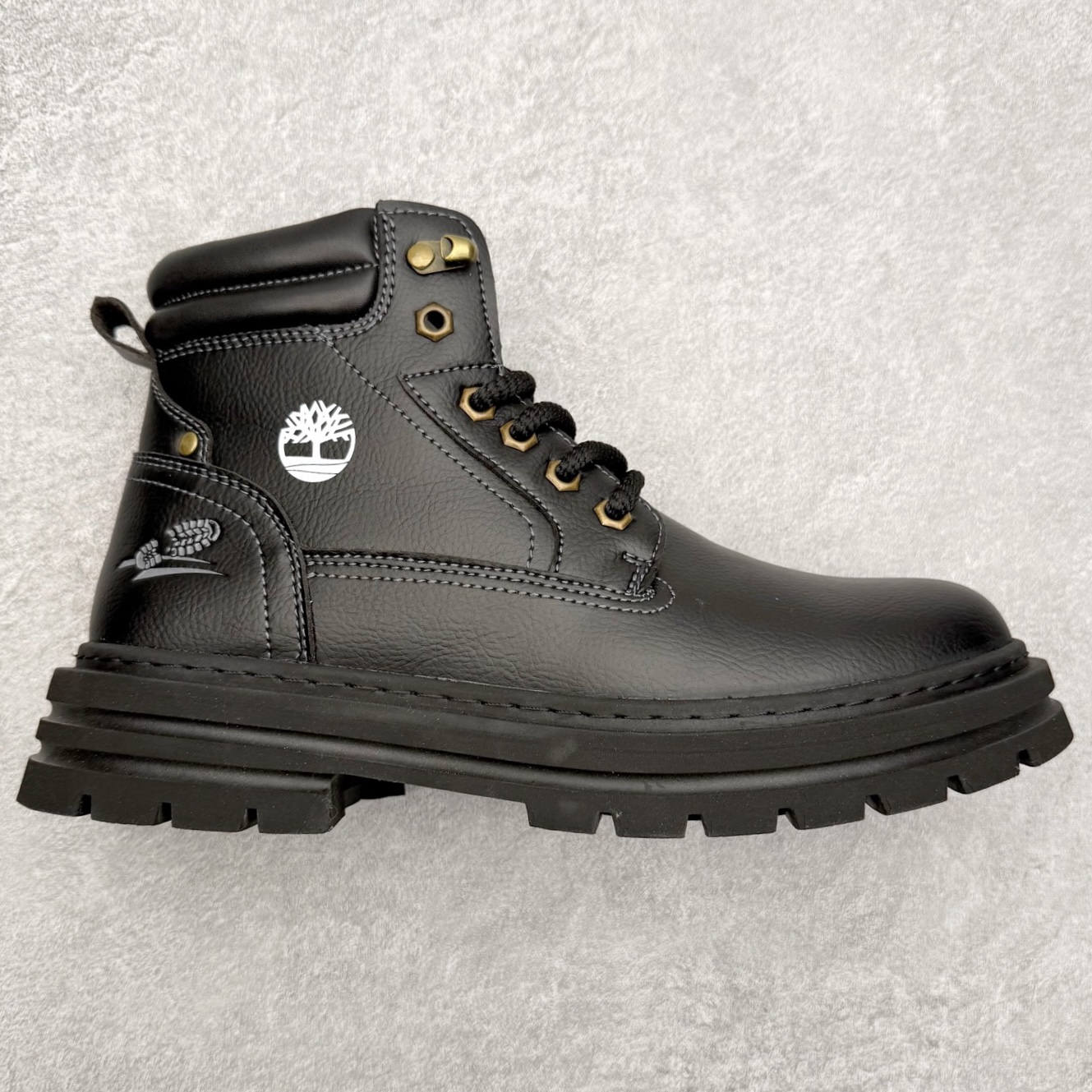 Timberland 添柏岚/天伯伦 25秋冬新款 经典户外休闲大黄靴 广东大厂品质 原盒原包装 面料采用意大利🇮🇹顶级磨砂细纹牛皮搭配防臭防腐真皮乳胶鞋垫给您完美的穿着体验 质量考究耐穿型男必备 专治不帅 高品质脚感一流 尺码：35 36 37 38 39 40 41 42 43 44 (标准码)-选品中心