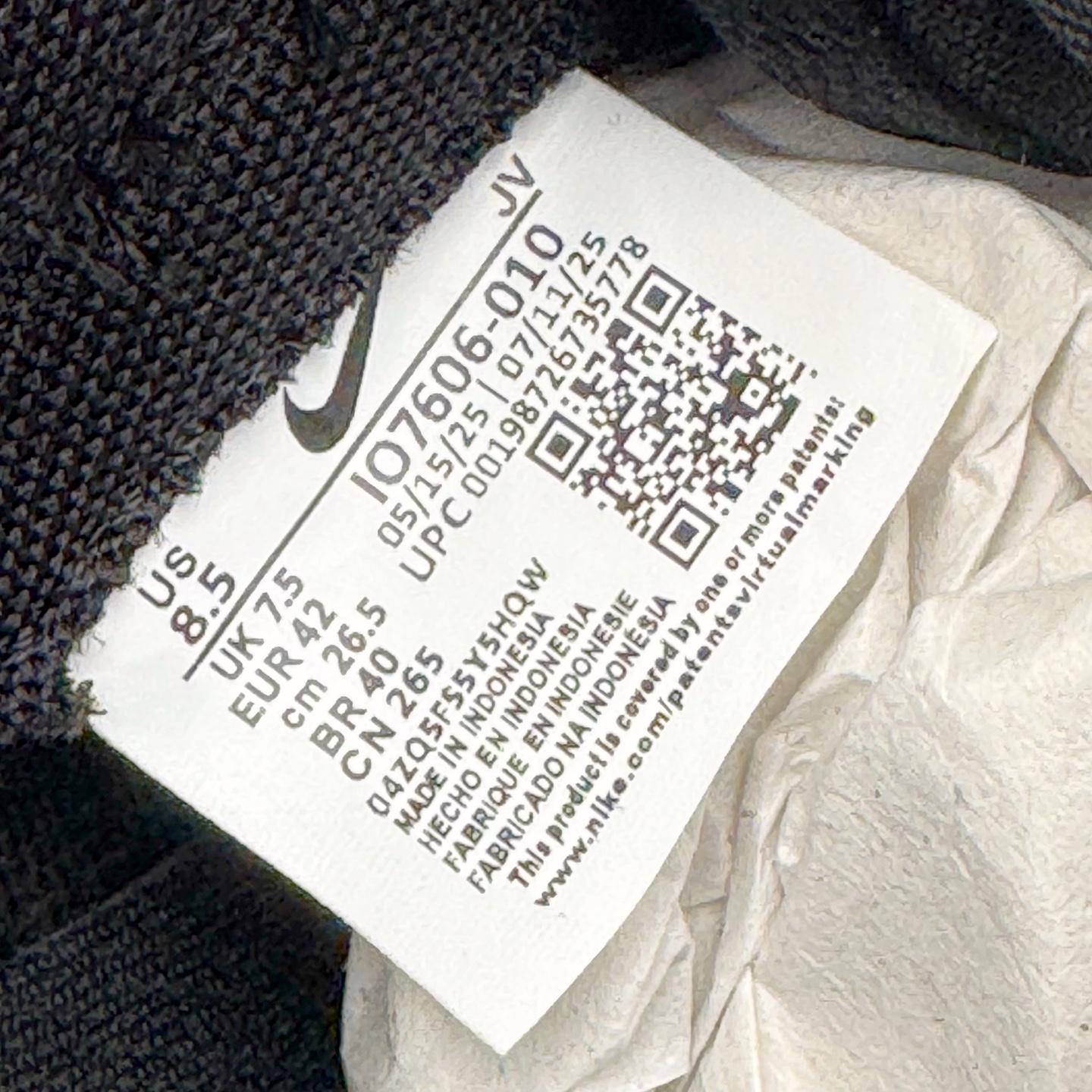 图片[10]-＃YC纯原 NK Dunk Low 黑白 IO7606-010 实力大厂出品 新配色陆续开发 利润个位数只为口碑 全套原纸板楦头开发 确保原汁原味 完美呈现DUNK版型 一比一鞋头弧度高度鞋身弧度 此版本只针对中端市场 皮料材质有所更替 其他数据细节工艺流程均保持一致 绝不口嗨 细节品控鞋型随意对比 独家私模官方第六代原厂航空铝磨具打磨大底 鞋头坡度极致还原 无解鞋型 原盒原配 圈内天花板工艺 原厂玻璃冲刀 超高清洁度 全鞋零毛边皮料切割 原厂中底布点胶 中底布拉帮走线遵循公司 尺码：36 36.5 37.5 38 38.5 39 40 40.5 41 42 42.5 43 44 44.5 45 46-选品中心