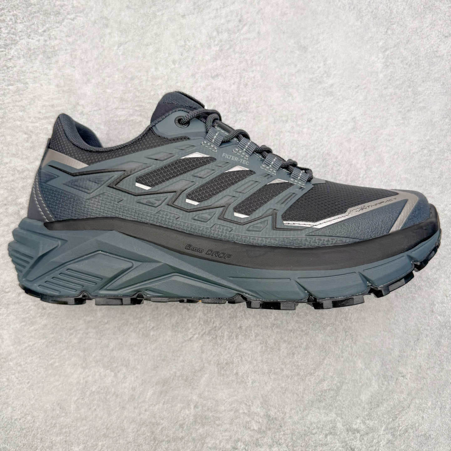 ＃K版 凯乐石KAILAS 远征 MAX FLT 运动户外 防滑防水透气 低帮 登山徒步鞋 KAILAS凯乐石品牌是全球三大全系攀登品牌之一，于2003年创立于中国广州，致力于为有攀登梦想的户外运动员及爱好者，研发制造功能性专业装备，满足他们在极限环境下安全舒适的需求，凯乐石专注于科技面料的开发及专业功能设计，产品线覆盖登山、攀岩、徒步、越野跑山、露营、旅行等多项户外运动，通过运动员的测试反馈，不断进化迭代，产品荣获国内外大奖71座，发明专利21个，更突破性的自主研发攀登器械，打造出中国的攀登硬实力。实拍调校N版已经零色差零失真 百分百还原实物色彩所见即所得 不存在货不对板色差等低级问题 选购参考实物拍摄 不混卖不参货 只用心做好货严格选品 承诺混一赔十 尺码：36 36.5 37.5 38 38.5 39 39.5 40 40.5 41 41.5 42 42.5 43 44 44.5 45-选品中心