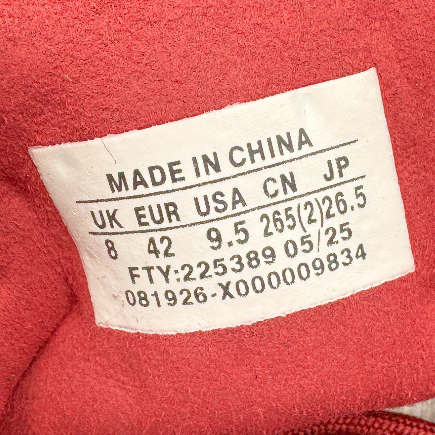 图片[12]-＃HP Arcteryx始祖鸟 Konseal Shoe 舒适 防滑耐磨透气支撑抓地登山鞋 代购指定版本 原数据开发 不掉标 正确高频字体 鸟爪细节完美 区别市场公版货 错误字体货 中底带钢印上脚舒适轻便无负重感 四季百搭 始祖鸟 KONSEAL 轻量户外鞋 这双鞋不仅仅可以穿着逛街上班，更可以穿着徒步旅游甚至攀岩！说实话，没多少人真的会去攀岩，经我们试穿，这双鞋，日常穿也是非常舒服轻便！搭配日常的衣服完全不违和！结构中底TPU底盘，保护双脚。配置3D模具保护双脚+一体化系带系统，鞋面防撕裂网布、TPU保护膜和牛巴革合成面料，喜欢放心入！这种类型的鞋子咱们家超难得遇到一次，喜欢一定不要错过 尺码：39 40 40.5 41 42 42.5 43 44 44.5 45-选品中心