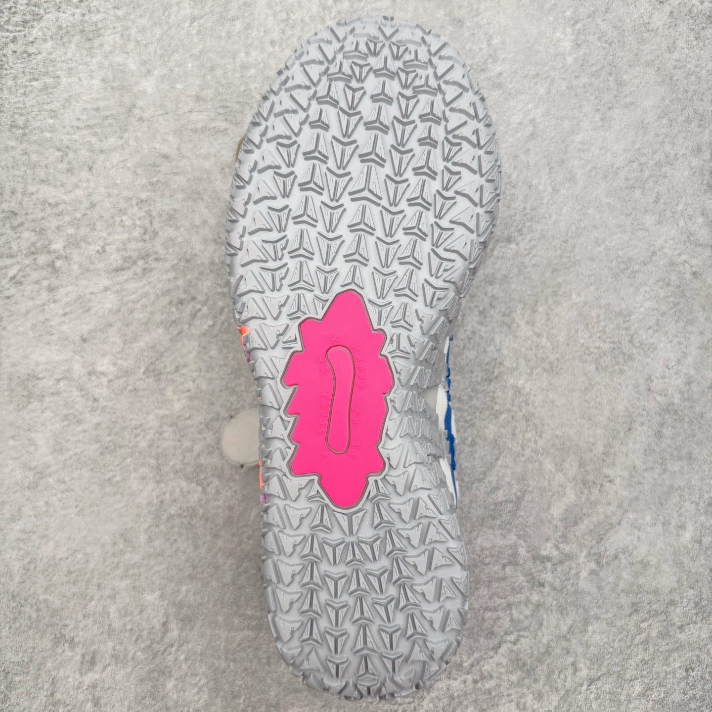 图片[9]-＃灭世/Max NK Ja 3 Scratch EP 莫兰特三代柔软舒适防滑耐磨透气支撑轻便低帮篮球鞋 全明星 灰白 HF2794-100 2024『压轴』后卫实战旗舰 圣枪腰王 重磅革新登场🌪 🔝历时5个月！全力打造 科比➕欧文系列 综合体 ！Pt实战体验天花板上限 再度提高🔝 ✅【顶配缓震】独家革新搭载 前掌5mm TURBO气垫 兼具贴地与缓震！（正品仅长方形小气垫）➕后掌大马蹄14mm厚 气垫 提高后掌缓震极限 （正品后掌无气垫） ✅【顶级抗扭】 搭载硬度65HC 发泡中底框架 ➕高强度中足抗扭片 革新升级 赛事级抗扭水平！独此一家 ✅【顶级支撑】鞋身侧向包裹 双层补强层 200斤以上选手 也可驾驭（正品仅一层）对比市场货品偷工减料 不可同日而语！ ✅气垫气压上脚即可感受！后掌鞋垫掀开可见气垫轮廓（谨防窜货） 鞋底止滑配方 无需磨合 原地起飞🛫 NK年度后卫旗舰 独家革新升级 『口碑源自专业 实力来源于专注』 真灭世纯原 切勿被市场仿冒吊牌挂羊头卖狗肉 尺码：39-46 正码正拍-选品中心