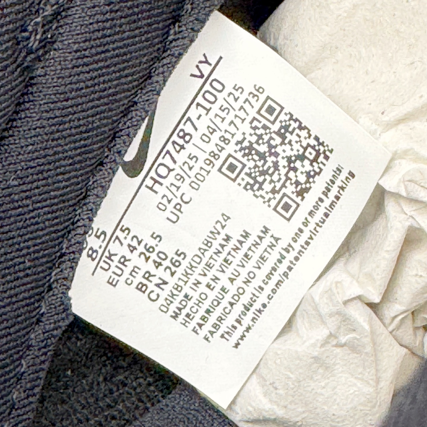 图片[12]-＃YC纯原 NK Dunk Low 樱桃熊猫 HQ7487-100 实力大厂出品 新配色陆续开发 利润个位数只为口碑 全套原纸板楦头开发 确保原汁原味 完美呈现DUNK版型 一比一鞋头弧度高度鞋身弧度 此版本只针对中端市场 皮料材质有所更替 其他数据细节工艺流程均保持一致 绝不口嗨 细节品控鞋型随意对比 独家私模官方第六代原厂航空铝磨具打磨大底 鞋头坡度极致还原 无解鞋型 原盒原配 圈内天花板工艺 原厂玻璃冲刀 超高清洁度 全鞋零毛边皮料切割 原厂中底布点胶 中底布拉帮走线遵循公司 尺码：36 36.5 37.5 38 38.5 39 40 40.5 41 42 42.5 43 44 44.5 45 46-选品中心