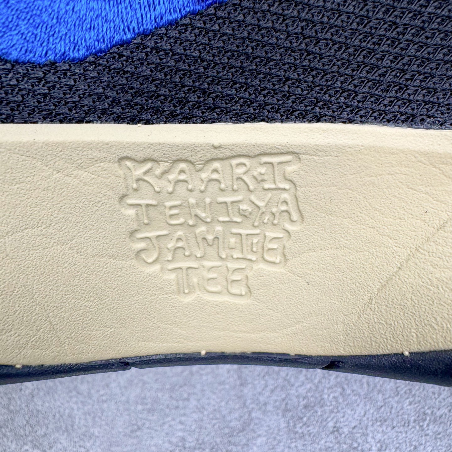 图片[16]-＃灭世/Max NK Ja 2 EP 莫兰特二代低帮篮球鞋 EYBL 黄色 HQ5693-700 2024『压轴』后卫实战旗舰 圣枪腰王 重磅革新登场🌪 🔝历时5个月！全力打造 科比➕欧文系列 综合体 ！Pt实战体验天花板上限 再度提高🔝 ✅【顶配缓震】独家革新搭载 前掌5mm TURBO气垫 兼具贴地与缓震！（正品仅长方形小气垫）➕后掌大马蹄14mm厚 气垫 提高后掌缓震极限 （正品后掌无气垫） ✅【顶级抗扭】 搭载硬度65HC 发泡中底框架 ➕高强度中足抗扭片 革新升级 赛事级抗扭水平！独此一家 ✅【顶级支撑】鞋身侧向包裹 双层补强层 200斤以上选手 也可驾驭（正品仅一层）对比市场货品偷工减料 不可同日而语！ ✅气垫气压上脚即可感受！后掌鞋垫掀开可见气垫轮廓（谨防窜货） 鞋底止滑配方 无需磨合 原地起飞🛫 NK年度后卫旗舰 独家革新升级 『口碑源自专业 实力来源于专注』 真灭世纯原 切勿被市场仿冒吊牌挂羊头卖狗肉 尺码：39-46 正码正拍-选品中心