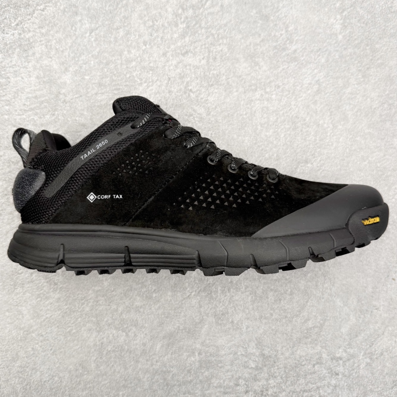 Danner丹纳Trail 2650户外登山徒步运动休闲舒适百搭 织物减震防滑耐磨防水透气轻便低帮跑步鞋 鞋头硬化设计 保护脚趾同时对鞋身提供支撑 不易变形 嵌入式支撑片 遇不平整地形时 提供更多支撑性 保持稳定 脚步更轻松 尺码:39 40 41 42 43 44 45-选品中心