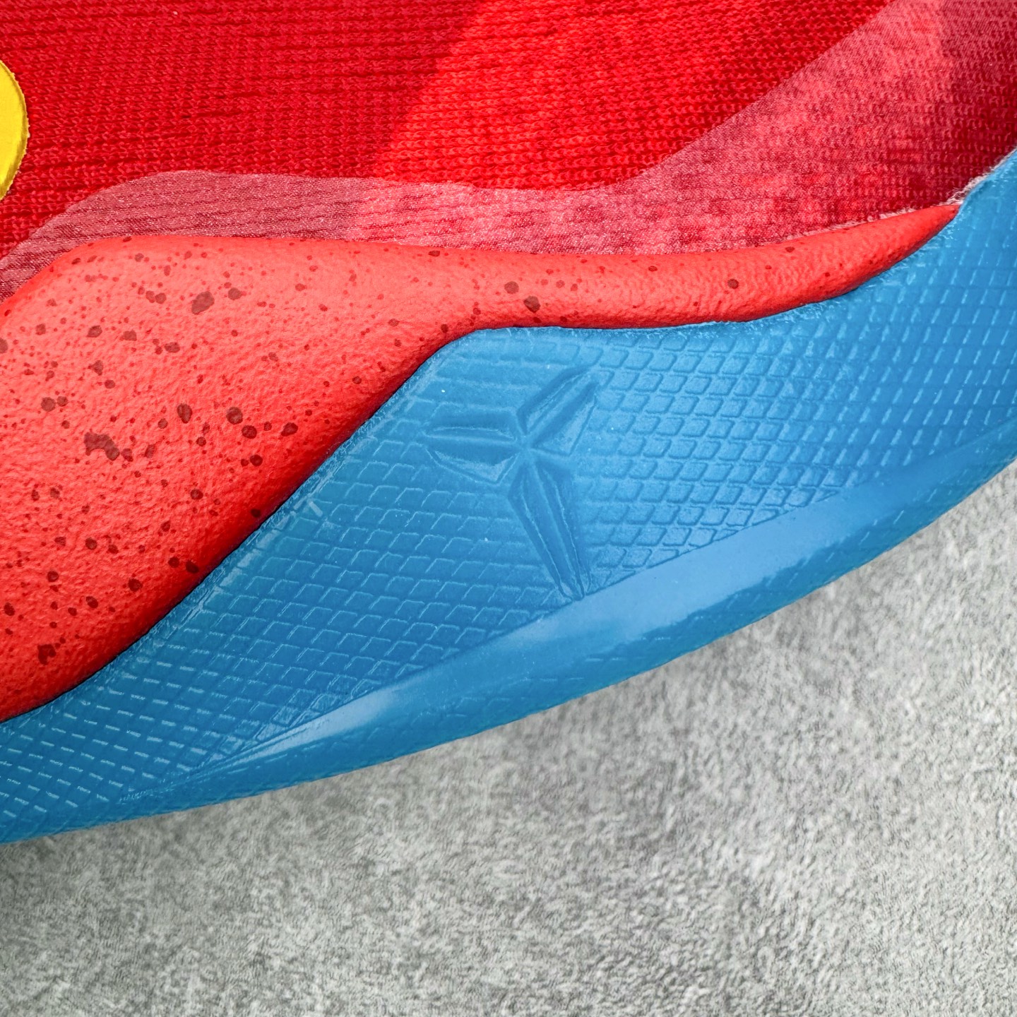 图片[18]-＃GX NK Zoom Kobe Ⅷ System 科比8代复刻实战运动低帮文化篮球鞋 CNY马年限定 IM0594-600 完美复刻公司货 React科技鞋垫加持 实战配置直接拉满 原楦纸板开发 鞋身流线型、后跟塑形 区分土肥圆 原厂针织鞋面一针一线匹配原版 全身鞋材卡料色独家定制 唯一万针立体刺绣SWOOSH 真实底模最大50.5 实战利器 专供海外市场 独立原厂模具 首批不拼图大几率过验 亲测已过 支持各种高强度实战 无需担心 补货周期极长 脚宽建议买大半码 科比系列前掌偏窄 支持七天无理由退换 尺码： 40 40.5 41 42 42.5 43 44 44.5 45 46 47.5 48.5 49.5 50.5-选品中心