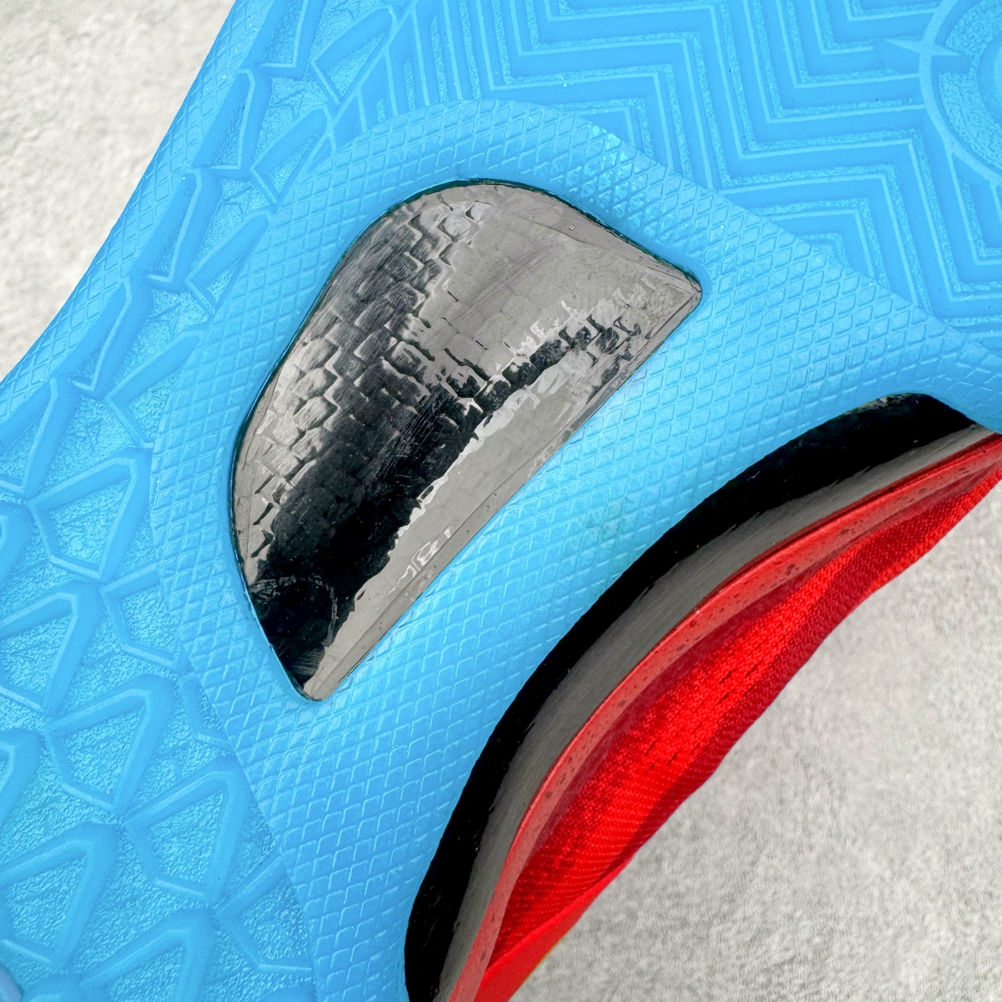 图片[13]-＃GX NK Zoom Kobe Ⅷ System 科比8代复刻实战运动低帮文化篮球鞋 CNY马年限定 IM0594-600 完美复刻公司货 React科技鞋垫加持 实战配置直接拉满 原楦纸板开发 鞋身流线型、后跟塑形 区分土肥圆 原厂针织鞋面一针一线匹配原版 全身鞋材卡料色独家定制 唯一万针立体刺绣SWOOSH 真实底模最大50.5 实战利器 专供海外市场 独立原厂模具 首批不拼图大几率过验 亲测已过 支持各种高强度实战 无需担心 补货周期极长 脚宽建议买大半码 科比系列前掌偏窄 支持七天无理由退换 尺码： 40 40.5 41 42 42.5 43 44 44.5 45 46 47.5 48.5 49.5 50.5-选品中心