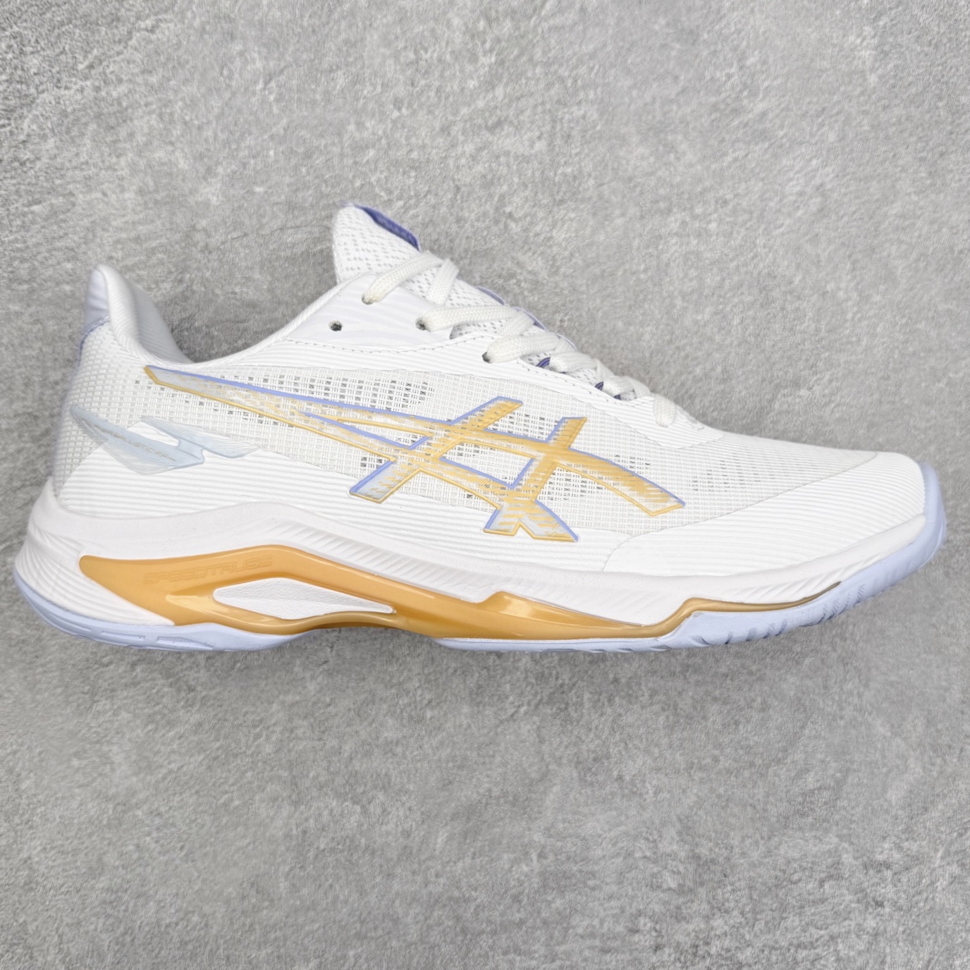 Asics NETBURNER BALLISTIC FF 4 亚瑟士舒适时尚潮流简约减震低帮训练鞋 DYNAWRAP 技术可提升稳定性 FLYTEFOAM 科技打造轻量缓冲组件 FLYTEFOAM Propel 技术鞋垫可提升吸震与回弹效果 TWISSTRUS 技术可提升速度与变向奔跑动作ASICSGRIP 科技可提升在球场上的抓地力 后足 GEL 缓冲科技可提供出色的避震效果AHAR 橡胶可提升耐用性 尺码：35 36 36.5 37 38 38.5 39 40 40.5 41 42 42.5 43 44 45-选品中心