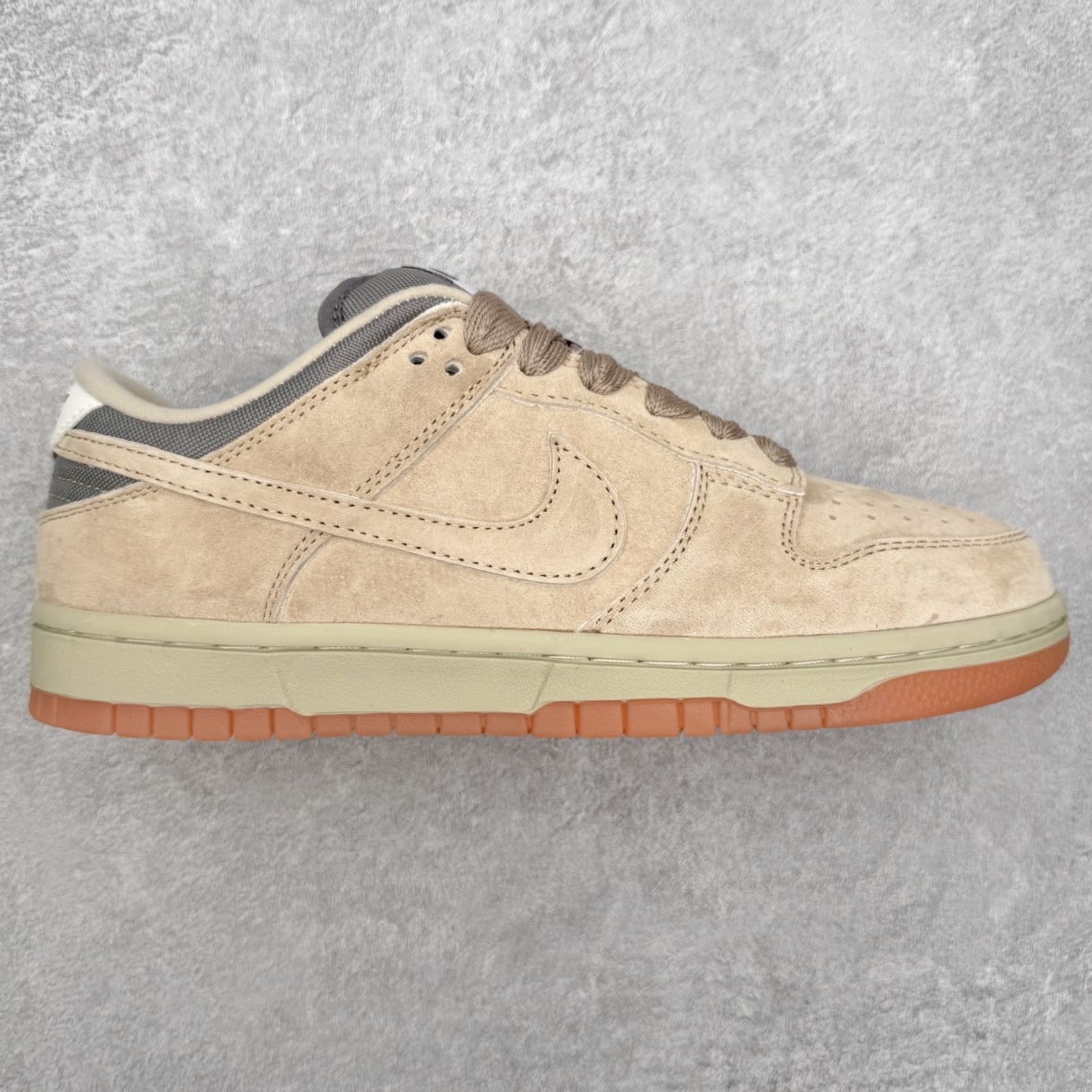 #F版 NK SB Dunk Low HJ0367-200 极限压缩利润空间 超乎所想的高性价比 用料绝不含糊 原盒原配 正确耐磨橡胶大底 超高清洁度 全鞋零毛边皮料切割 全套原楦原模倾力打造完美版型 编码:BKby2936050