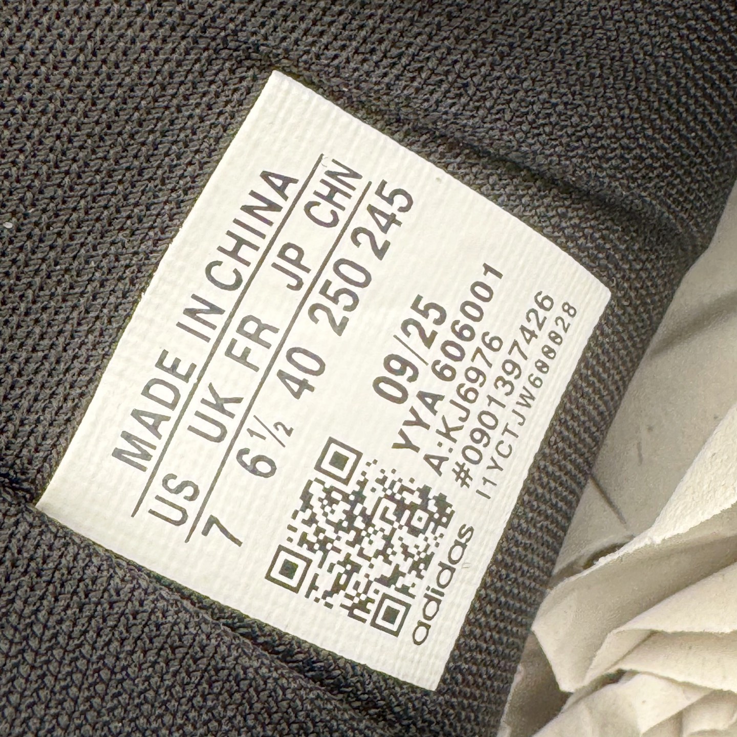 图片[11]-AD Originals x GALI SUPERSTAR PUFFY SHELL 贝壳头联名时尚舒适低帮板鞋 KJ6976 男女同款 实拍调校N版已经零色差零失真 百分百还原实物色彩所见即所得 不存在货不对板色差等低级问题 选购参考实物拍摄 不混卖不参货 只用心做好货严格选品 承诺混一赔十 尺码：36 36.5 37.5 38 38.5 39 40 40.5 41 42 42.5 43 44 44.5 45-选品中心