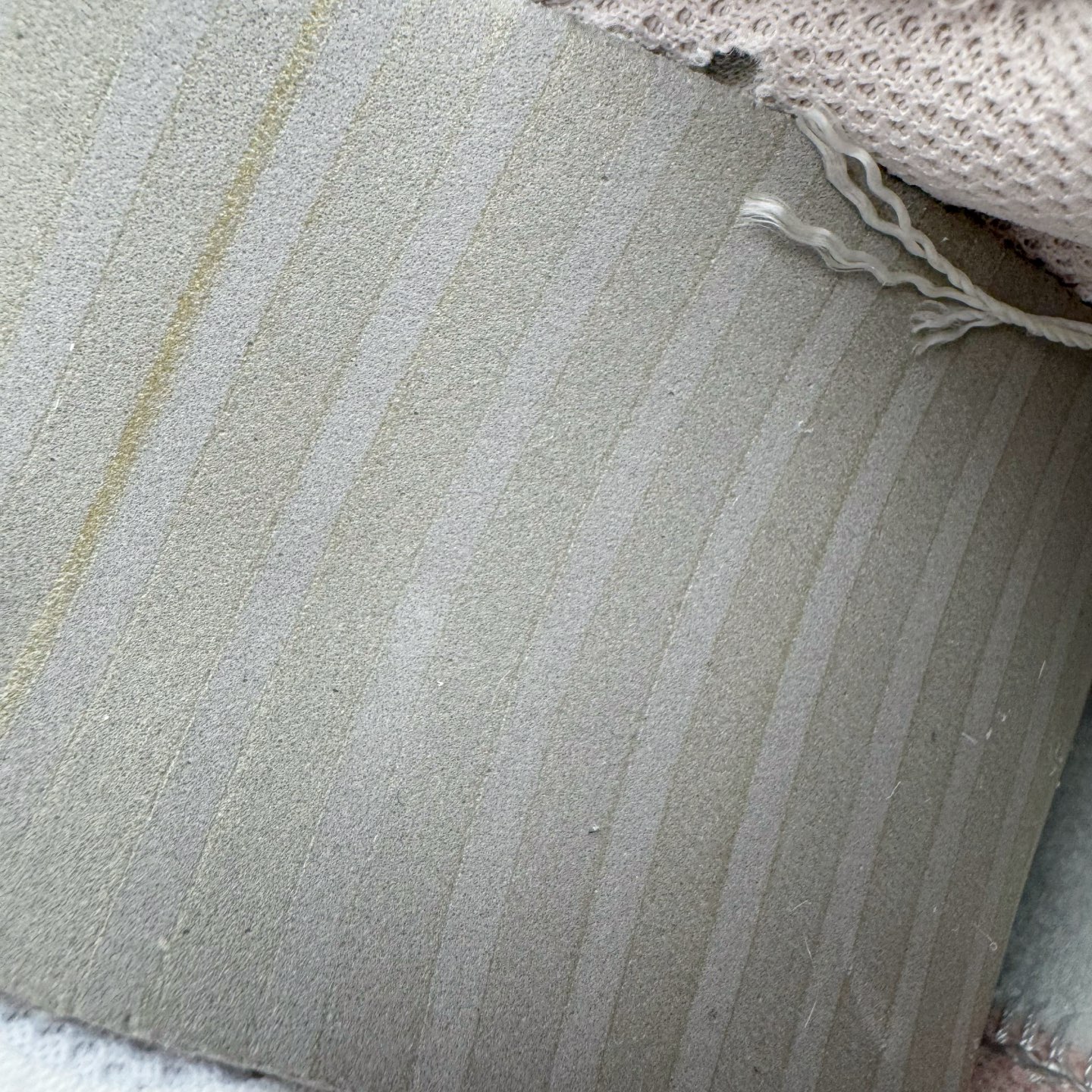 图片[10]-＃YC纯原 NK Dunk Low 柔雾粉 IM6572-602 实力大厂出品 新配色陆续开发 利润个位数只为口碑 全套原纸板楦头开发 确保原汁原味 完美呈现DUNK版型 一比一鞋头弧度高度鞋身弧度 此版本只针对中端市场 皮料材质有所更替 其他数据细节工艺流程均保持一致 绝不口嗨 细节品控鞋型随意对比 独家私模官方第六代原厂航空铝磨具打磨大底 鞋头坡度极致还原 无解鞋型 原盒原配 圈内天花板工艺 原厂玻璃冲刀 超高清洁度 全鞋零毛边皮料切割 原厂中底布点胶 中底布拉帮走线遵循公司 尺码：36 36.5 37.5 38 38.5 39 40 40.5 41 42 42.5 43 44 44.5 45 46-选品中心