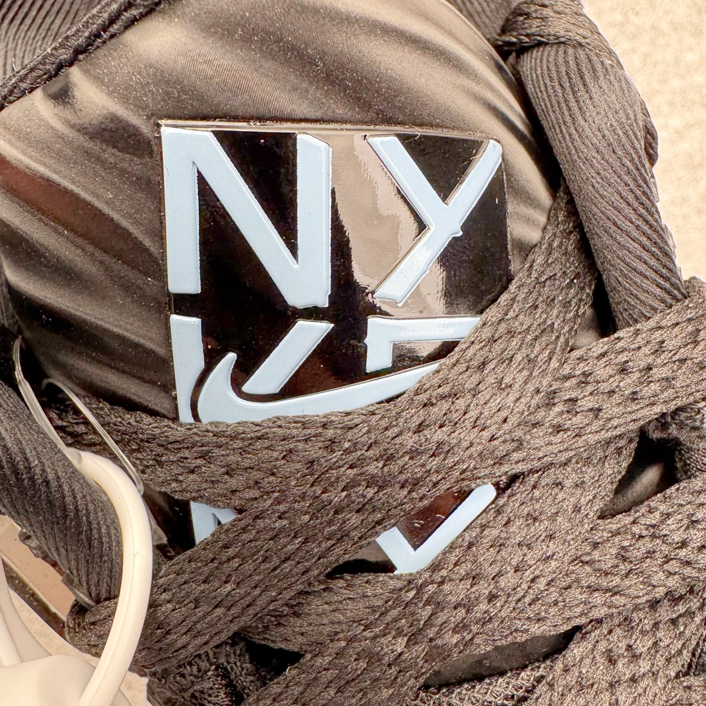 图片[14]-＃灭世/Max NK Ja 3 Scratch EP 莫兰特三代柔软舒适防滑耐磨透气支撑轻便低帮篮球鞋 黑武士 IM0464-001 2024『压轴』后卫实战旗舰 圣枪腰王 重磅革新登场🌪 🔝历时5个月！全力打造 科比➕欧文系列 综合体 ！Pt实战体验天花板上限 再度提高🔝 ✅【顶配缓震】独家革新搭载 前掌5mm TURBO气垫 兼具贴地与缓震！（正品仅长方形小气垫）➕后掌大马蹄14mm厚 气垫 提高后掌缓震极限 （正品后掌无气垫） ✅【顶级抗扭】 搭载硬度65HC 发泡中底框架 ➕高强度中足抗扭片 革新升级 赛事级抗扭水平！独此一家 ✅【顶级支撑】鞋身侧向包裹 双层补强层 200斤以上选手 也可驾驭（正品仅一层）对比市场货品偷工减料 不可同日而语！ ✅气垫气压上脚即可感受！后掌鞋垫掀开可见气垫轮廓（谨防窜货） 鞋底止滑配方 无需磨合 原地起飞🛫 NK年度后卫旗舰 独家革新升级 『口碑源自专业 实力来源于专注』 真灭世纯原 切勿被市场仿冒吊牌挂羊头卖狗肉 尺码：39-46 正码正拍-选品中心