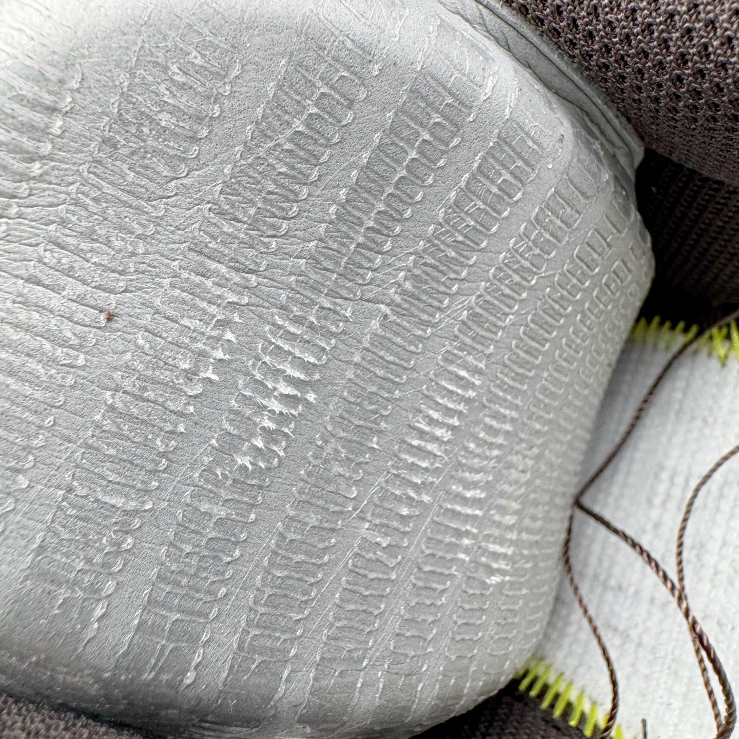 图片[11]-＃GX NK Air Force 1 Low \’07 空军一号低帮经典板鞋 深棕色 IH1698-200 经典老鞋 完美复刻 不规则波浪大底咬花 全鞋电脑针车 工整有序 视觉效果满分 原厂拉帮手法 标准四线 密度针距针孔大小控制到位 原装反口里网布海绵 正确卡色网眼大小 新版鞋撑改用纸团代替 原厂港宝加持完美还原灵魂版型 原盒原配从里到外百分百还原 原厂全头层原厂皮料 原标原盒 内置Sole气垫 中底白色背胶 中底划线 已经无限的接近公司 原厂楦头 原厂刺绣 后跟弧度修正 独家私模最大开发到48.5 尺码：35.5 36 37.5 38 38.5 39 40 40.5 41 42 42.5 43 44 44.5 45 46 47.5 48.5-选品中心