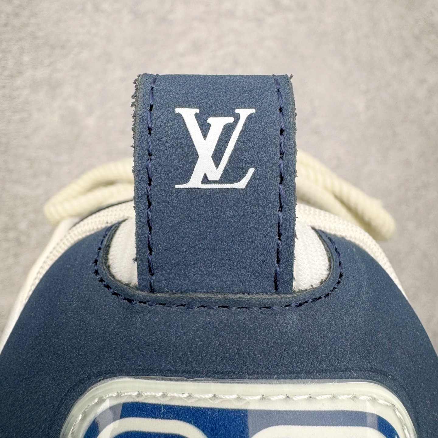 图片[10]-＃GD广顶 Louis Vuitton SKATE lv路易威登系带时装走秀运动时尚板鞋 外贸零售特供批次 2023全新纸板数据 印花高频效果碾压市面 市售天花板产物 耗时半年巨作 全套原厂新版原纸板楦头开发 原厂特供皮料加持 市场所有版本中综合最强的货品 GD实力大厂出品 全网最全配色更新最快 最成熟的做工稳定的品控 完美鞋型超高的清洁度 零毛边线头瑕疵 全套原楦原纸版原鞋开模 全网最具灵魂的版型 正确原装黄色鞋盒 正确中底印花 鞋面印花3D高频深度立体 全鞋电脑针车 紧密相连 针距密度一致 环保乳胶注塑鞋垫 厚度脚感还原原版 皮面裁剪部位 统一油边封口工艺 原装橡胶大底含胶量大底组合零偏差 专柜全套包装 防尘袋 说明书 质保卡 男女鞋 尺码：35 36 37 38 39 40 41 42 43 44 45-选品中心