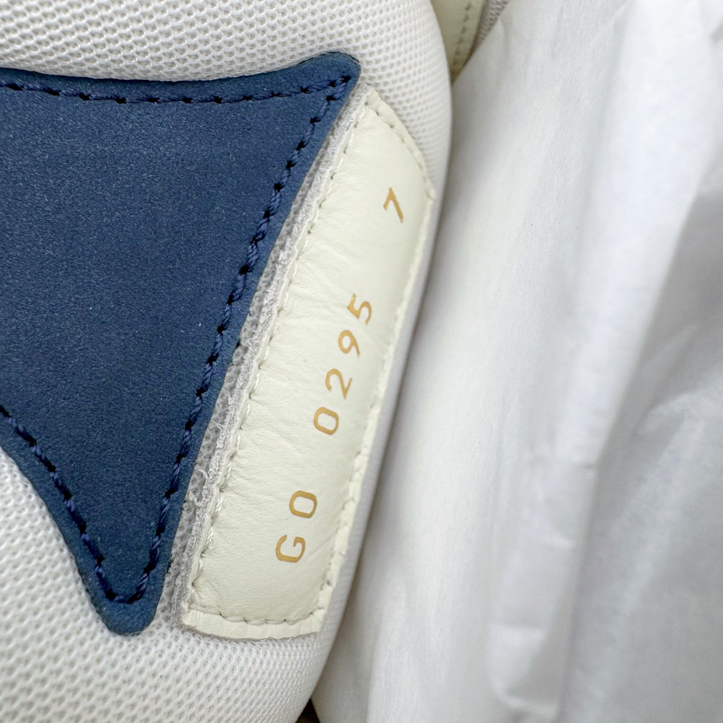 图片[14]-＃GD广顶 Louis Vuitton SKATE lv路易威登系带时装走秀运动时尚板鞋 外贸零售特供批次 2023全新纸板数据 印花高频效果碾压市面 市售天花板产物 耗时半年巨作 全套原厂新版原纸板楦头开发 原厂特供皮料加持 市场所有版本中综合最强的货品 GD实力大厂出品 全网最全配色更新最快 最成熟的做工稳定的品控 完美鞋型超高的清洁度 零毛边线头瑕疵 全套原楦原纸版原鞋开模 全网最具灵魂的版型 正确原装黄色鞋盒 正确中底印花 鞋面印花3D高频深度立体 全鞋电脑针车 紧密相连 针距密度一致 环保乳胶注塑鞋垫 厚度脚感还原原版 皮面裁剪部位 统一油边封口工艺 原装橡胶大底含胶量大底组合零偏差 专柜全套包装 防尘袋 说明书 质保卡 男女鞋 尺码：35 36 37 38 39 40 41 42 43 44 45-选品中心