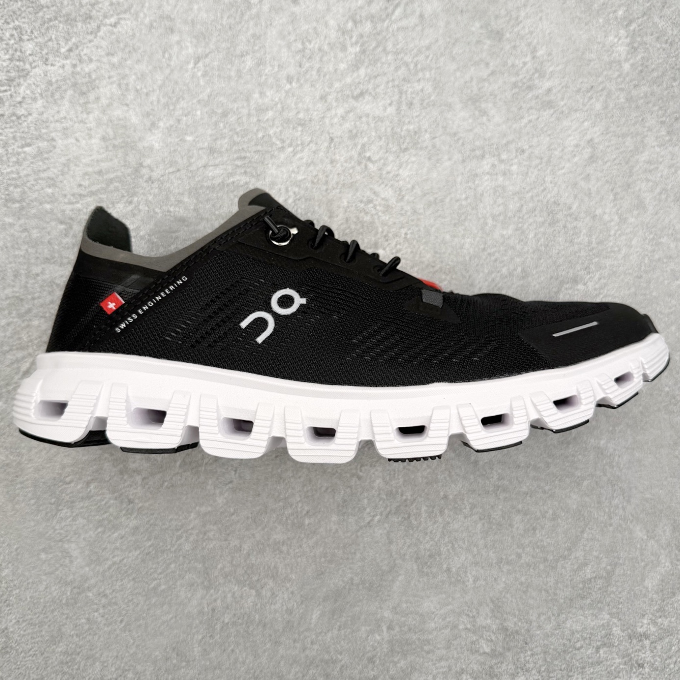 On昂跑 Cloud 6 Coast 潮流舒适 防滑耐磨 低帮 生活休闲鞋 此运动品牌 开创于2010年 缓震着陆、强效回弹、轻柔质感的设计构思始终是ON研制关键 与此同时基于“为全球提供革新性的跑步感受”信念 陆续推出了多款跑鞋及其以专业运动人体跑步工程学为设计关键的功能性跑步服饰设备 让跑者不费力气地畅快畅跑 尺码：36 36.5 37.5 38 38.5 39 40 40.5 41 42 42.5 43 44 44.5 45-选品中心