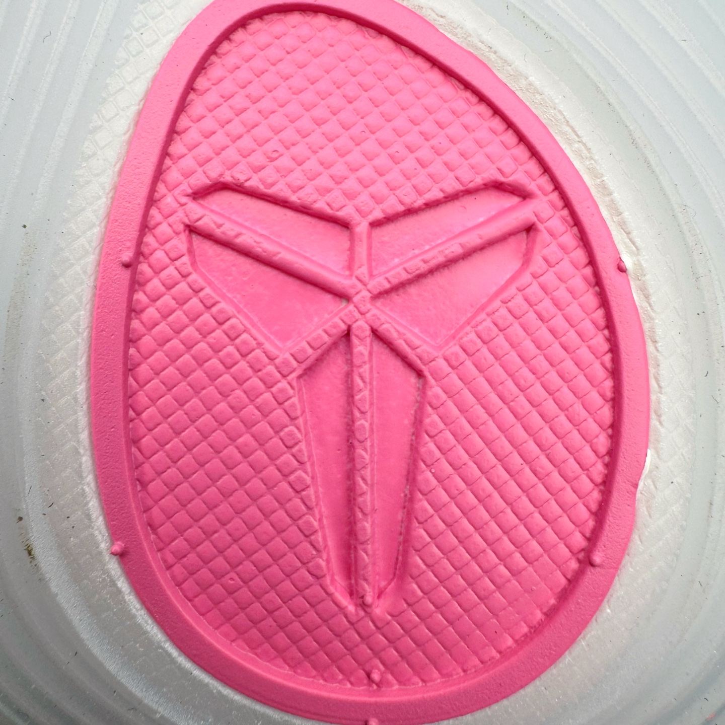 图片[20]-＃灭世/Max Nike Kobe 9 Low EM Think Pink PE 科比九代舒适减震防滑低帮篮球鞋 粉色 HQ4995-600 ✅原楦打造灵动版型 鞋头➕腰身➕后跟 360°无死角 ✅原厂工艺3层立体编织flyknit鞋面 厚度同步ZP吊打市场“纯原” ✅原厂碳板加持 立体感区分市场货品 ✅区分市场货品🌪过验级拉帮细节 ✅内置全新复刻版中底鞋垫 REACT缓震 密度增加抗衰减 ✅针对海外市场增加 47.5 满足精英选手实战需求 最强科9 灭世制造 用实力让情怀落地 👊🏻 尺码：39 40 40.5 41 42 42.5 43 44 44.5 45 46 47.5-选品中心