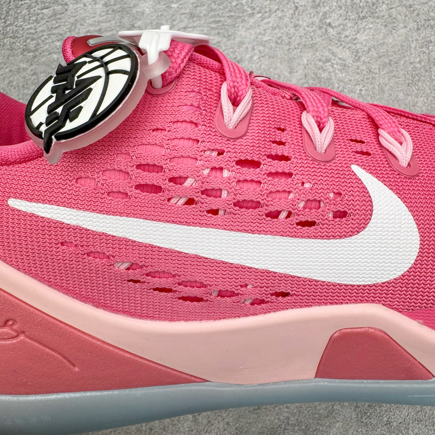 图片[19]-＃灭世/Max Nike Kobe 9 Low EM Think Pink PE 科比九代舒适减震防滑低帮篮球鞋 粉色 HQ4995-600 ✅原楦打造灵动版型 鞋头➕腰身➕后跟 360°无死角 ✅原厂工艺3层立体编织flyknit鞋面 厚度同步ZP吊打市场“纯原” ✅原厂碳板加持 立体感区分市场货品 ✅区分市场货品🌪过验级拉帮细节 ✅内置全新复刻版中底鞋垫 REACT缓震 密度增加抗衰减 ✅针对海外市场增加 47.5 满足精英选手实战需求 最强科9 灭世制造 用实力让情怀落地 👊🏻 尺码：39 40 40.5 41 42 42.5 43 44 44.5 45 46 47.5-选品中心