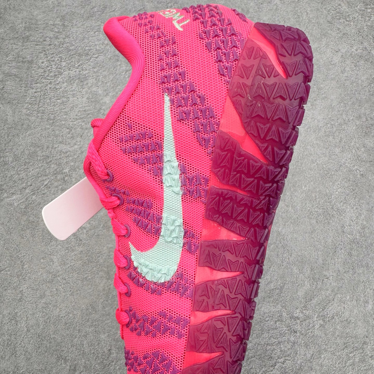 图片[7]-＃灭世/Max NK Ja 3 Scratch EP 莫兰特三代柔软舒适防滑耐磨透气支撑轻便低帮篮球鞋 粉紫 HF2794-600 2024『压轴』后卫实战旗舰 圣枪腰王 重磅革新登场🌪 🔝历时5个月！全力打造 科比➕欧文系列 综合体 ！Pt实战体验天花板上限 再度提高🔝 ✅【顶配缓震】独家革新搭载 前掌5mm TURBO气垫 兼具贴地与缓震！（正品仅长方形小气垫）➕后掌大马蹄14mm厚 气垫 提高后掌缓震极限 （正品后掌无气垫） ✅【顶级抗扭】 搭载硬度65HC 发泡中底框架 ➕高强度中足抗扭片 革新升级 赛事级抗扭水平！独此一家 ✅【顶级支撑】鞋身侧向包裹 双层补强层 200斤以上选手 也可驾驭（正品仅一层）对比市场货品偷工减料 不可同日而语！ ✅气垫气压上脚即可感受！后掌鞋垫掀开可见气垫轮廓（谨防窜货） 鞋底止滑配方 无需磨合 原地起飞🛫 NK年度后卫旗舰 独家革新升级 『口碑源自专业 实力来源于专注』 真灭世纯原 切勿被市场仿冒吊牌挂羊头卖狗肉 尺码：39-46 正码正拍-选品中心