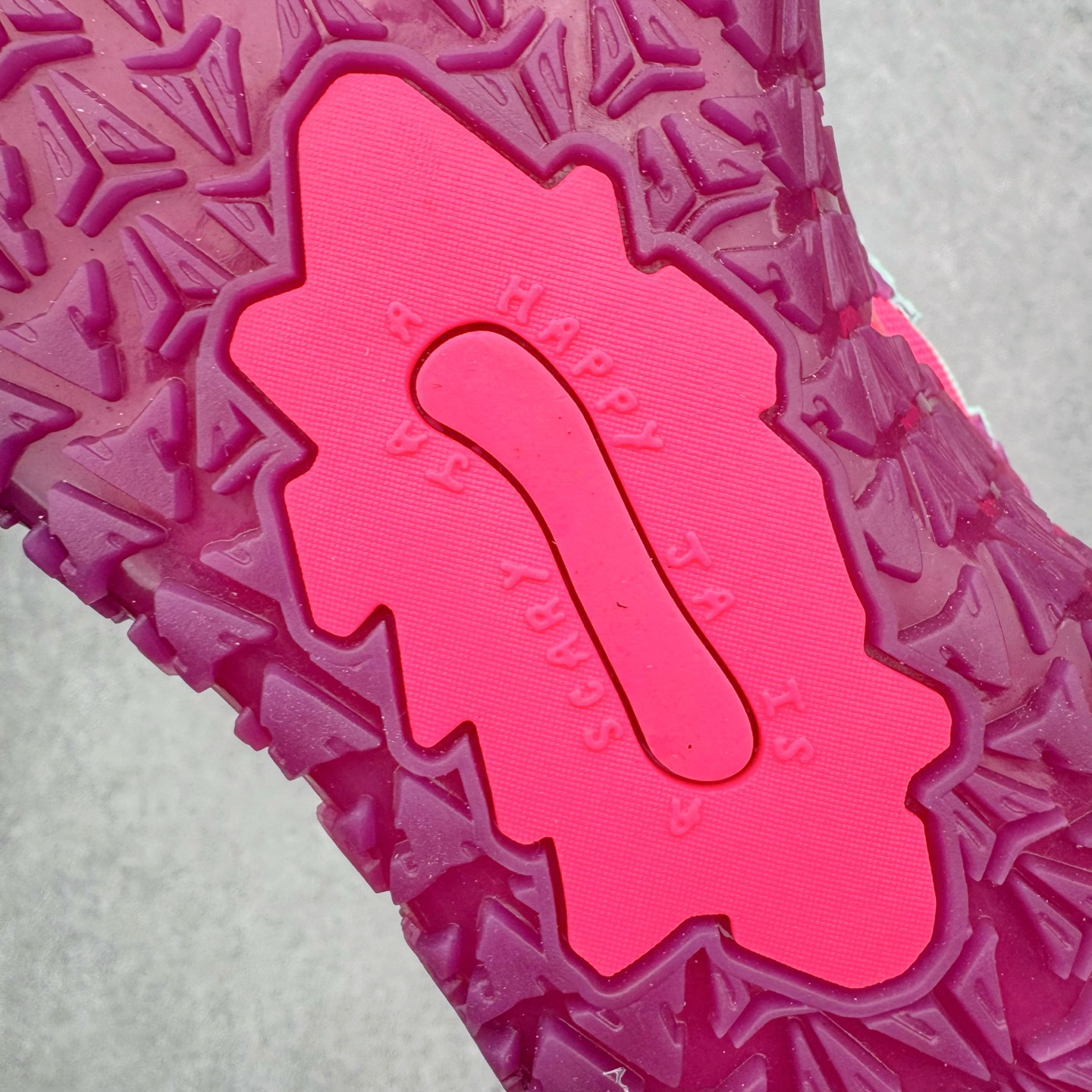 图片[19]-＃灭世/Max NK Ja 3 Scratch EP 莫兰特三代柔软舒适防滑耐磨透气支撑轻便低帮篮球鞋 粉紫 HF2794-600 2024『压轴』后卫实战旗舰 圣枪腰王 重磅革新登场🌪 🔝历时5个月！全力打造 科比➕欧文系列 综合体 ！Pt实战体验天花板上限 再度提高🔝 ✅【顶配缓震】独家革新搭载 前掌5mm TURBO气垫 兼具贴地与缓震！（正品仅长方形小气垫）➕后掌大马蹄14mm厚 气垫 提高后掌缓震极限 （正品后掌无气垫） ✅【顶级抗扭】 搭载硬度65HC 发泡中底框架 ➕高强度中足抗扭片 革新升级 赛事级抗扭水平！独此一家 ✅【顶级支撑】鞋身侧向包裹 双层补强层 200斤以上选手 也可驾驭（正品仅一层）对比市场货品偷工减料 不可同日而语！ ✅气垫气压上脚即可感受！后掌鞋垫掀开可见气垫轮廓（谨防窜货） 鞋底止滑配方 无需磨合 原地起飞🛫 NK年度后卫旗舰 独家革新升级 『口碑源自专业 实力来源于专注』 真灭世纯原 切勿被市场仿冒吊牌挂羊头卖狗肉 尺码：39-46 正码正拍-选品中心