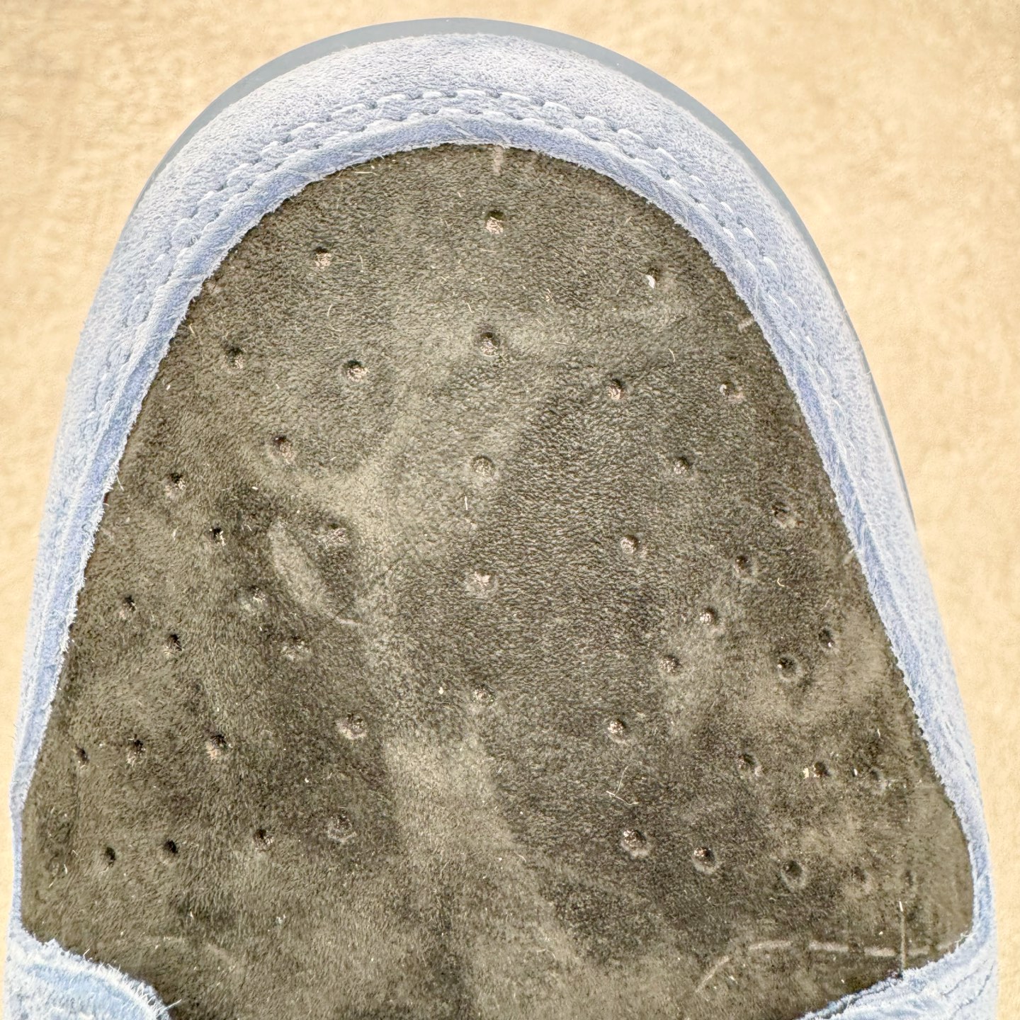 图片[15]-＃YC纯原 Supreme x Nk Dunk SB Dunk Low 舒适 防滑耐磨低帮板鞋 男女同款 联名美国限定黑蓝 HQ8487-400 毫无疑问市场中端王者 实力大厂出品 新配色陆续开发 利润个位数只为口碑 全套原纸板楦头开发 确保原汁原味 完美呈现DUNK版型 一比一鞋头弧度高度鞋身弧度 此版本只针对中端市场 皮料材质有所更替 其他数据细节工艺流程均保持一致 绝不口嗨 细节品控鞋型随意对比 独家私模官方第六代原厂航空铝磨具打磨大底 鞋头坡度极致还原 无解鞋型 原盒原配 圈内天花板工艺 原厂玻璃冲刀 超高清洁度 全鞋零毛边皮料切割 原厂中底布点胶 中底布拉帮走线遵循公司 尺码：40 40.5 41 42 42.5 43 44 44.5 45 46-选品中心