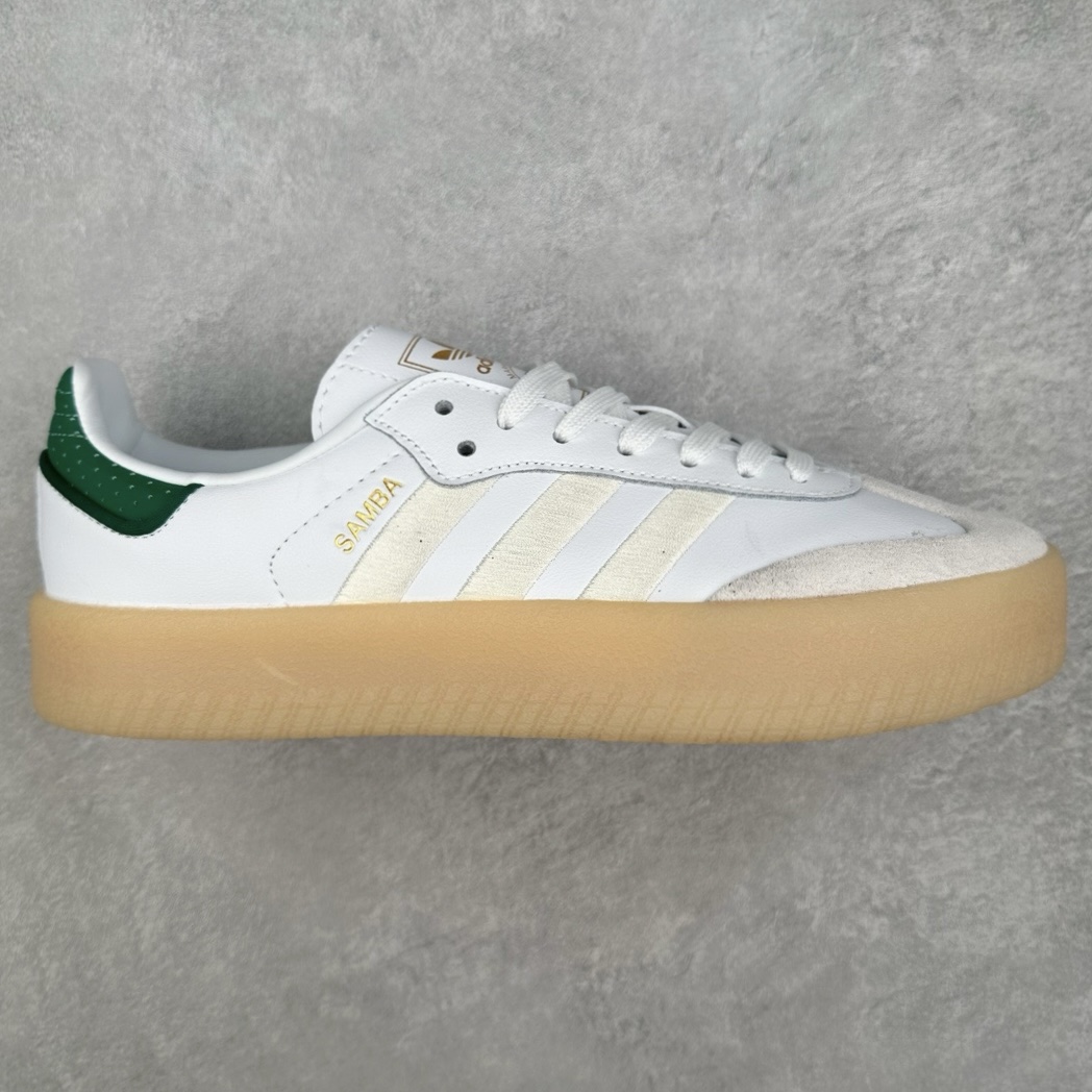 ＃福利特价 AD Samba XLG 桑巴舞加大厚底版系列德训风百搭松糕休闲运动板鞋生胶底 自Originals Samba成功借势Blokecore风潮一跃成为街头巷尾的焦点鞋款后,不论是围绕Samba本身打造的各式「变种版本」,还是以Samba为蓝本打造联名鞋款,都成为了时尚潮流人士日常穿搭首选。Samba XLG是adidas Originals不断扩展XLG系列的一部分,旨在与年轻文化相契合,迎合那些希望通过个性时尚表达自我而不愿牺牲舒适度的年轻群体。街头时尚领域的Gen Z特别偏爱宽松的穿着风格。Samba XLG针对这一点做了创新。它在延续Samba OG经典设计的基础上,迎合年轻群体的穿着习惯,重塑为宽大的鞋身比例轮廓以及加厚中底,让消费者轻松展示自己独特的风格。全新的Samba XLG系列不仅迎合了当下年轻群体的穿搭习惯,加宽了鞋身比例以及将中底进一步增厚,在视觉比例上更加饱满,同时还保留了经典Samba的细节,这样一来,鞋迷朋友在穿搭上不仅能更加个性化,而且还能延续一定的复古感受。尺码：36 36⅔ 37⅓ 38 38⅔ 39⅓ 40 40⅔ 41⅓ 42 42⅔ 43⅓ 44 45-选品中心