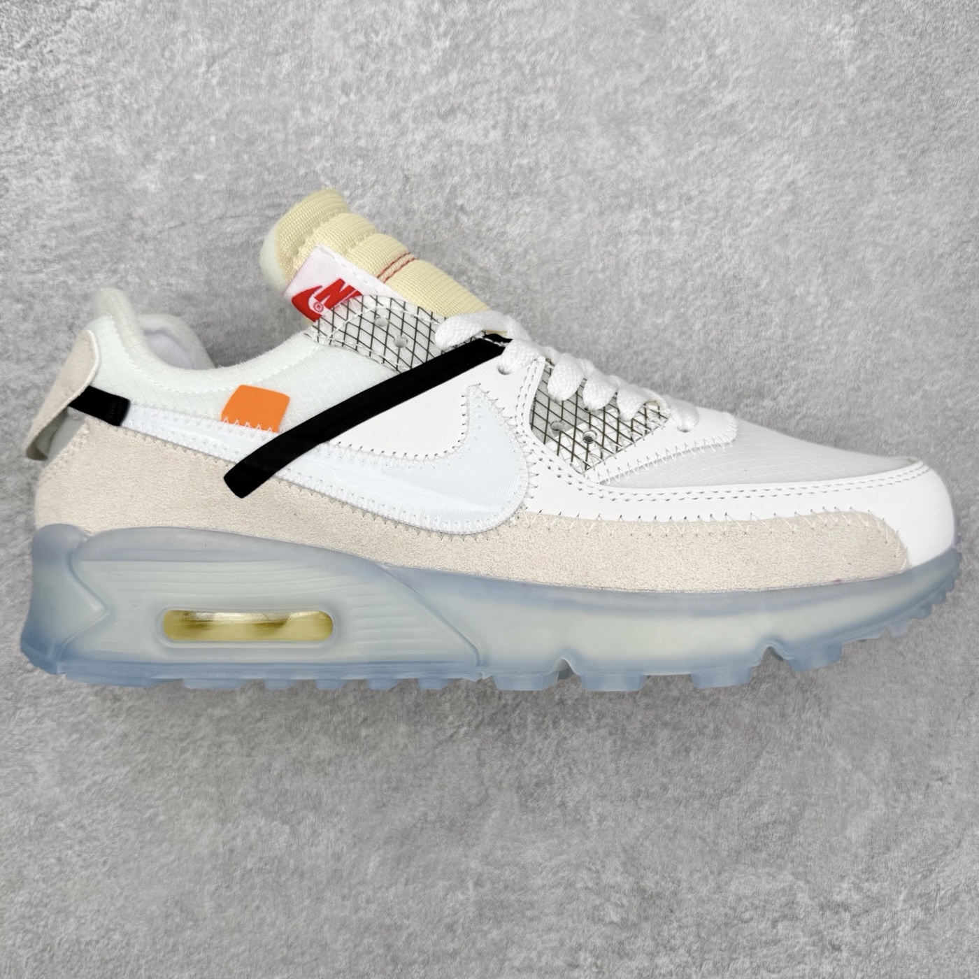 ＃MX OFF-WHITE x NK Air MAX 90 The Ten OW 联名白色 AA7293-100 全套原纸板楦头开发 最原汁原味的灵魂版型 重金购入原鞋不断校对 采用公司原材料网纱以及原厂模具数据档案开发制造 100%纯正鞋型 公司正确鞋面纹路 使用原气垫底面组装 原厂鞋舌厚度海绵 多道万能车电脑针车工艺 锁边效果媲美原鞋 独立大底组合模具 由六个分离部分拼接 原厂高频侧边字体模油墨印刷 字体全部对应 原厂高弹材质鞋垫 回弹性跟公司一致 原中底布缝合走线以及注脚孔和钢印都是与公司同步一致 校准原鞋标 原厂指定鞋盒侧标油墨打印 配原三色鞋带以及原厂防掉包扣 各种纯原细节鉴定 区别市面任何版本 尺码：36 36.5 37 38 38.5 39 40 40.5 41 42 42.5 43 44 44.5 45 46-选品中心