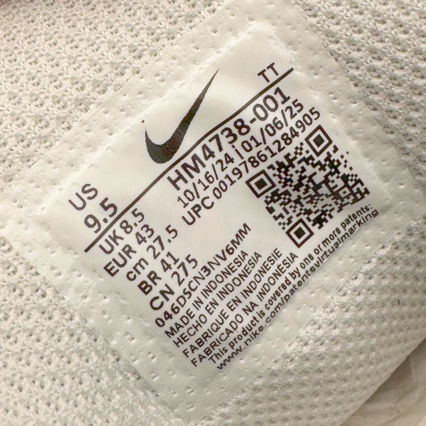 图片[12]-＃GX纯原 NK Air Max 95 复古减震气垫跑鞋 灰绿 HM4738-001 经典重温 外单专供大厂出品 品质稳定 一百余色 终端操作 鞋款设计灵感源于人体构造 中底设计基于人体的脊柱构造 是整体设计的核心 尼龙孔眼代表了肋骨 而分层式面板和网眼象征着肌肉纤维和肉体组织 Air Max 95采用了两个独立的吹塑成型的Air-Sole单元 并首次在前掌使用可视化气垫设计 Swoosh logo夜当作一个 点符号放在了鞋子的后帮位置 20年的发展让 AIR MAX 95有了不同的故事 20年后再度面向世人的时候 焕然一新的面貌 让人有了另外一种清新脱俗的感觉 尺码：40 40.5 41 42 42.5 43 44 44.5 45 45.5 46 47.5 48.5-选品中心