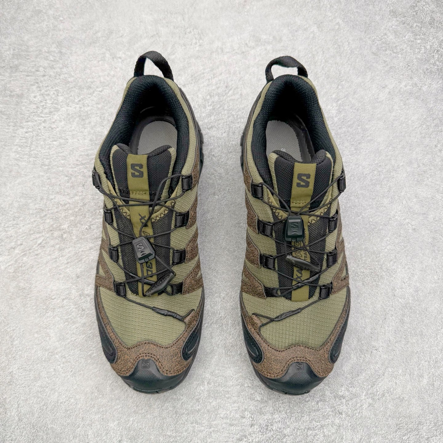 图片[2]-＃C版 SALOMON XA Pro 3D ADV 萨洛蒙潮流越野机能户外功能鞋 纯原外贸平台特供订单 耗时半年巨作 全套原纸板楦头开发 原厂特供网布配套加持 确保原汁原味 完美呈现版型 原档数据独家私模五层组合大底 原装Ortholite轻量化鞋垫 中底布带钢印编号 原厂TPU锁扣 进口港宝加持 后跟自然饱满 还原公司包裹性 鞋面采用SENSIFT贴合技术 全方位贴合包裹脚型 鞋跟部鞋底牵引设计 提供强大的抓地性能 更适应野外崎岖不平的道路 其3D ADVANCED CHASSIS底盘 材料轻量大化 钉齿设计更具稳定性 防护性 鞋底易磨损区运用CONTAGRIP高耐磨材料 应对城市硬质路面长距离跑考验 尺码：36 36.5 37.5 38 38.5 39 40 40.5 41 42 42.5 43 44 44.5 45-选品中心