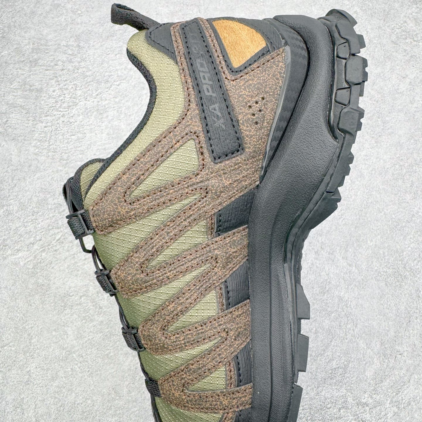 图片[7]-＃C版 SALOMON XA Pro 3D ADV 萨洛蒙潮流越野机能户外功能鞋 纯原外贸平台特供订单 耗时半年巨作 全套原纸板楦头开发 原厂特供网布配套加持 确保原汁原味 完美呈现版型 原档数据独家私模五层组合大底 原装Ortholite轻量化鞋垫 中底布带钢印编号 原厂TPU锁扣 进口港宝加持 后跟自然饱满 还原公司包裹性 鞋面采用SENSIFT贴合技术 全方位贴合包裹脚型 鞋跟部鞋底牵引设计 提供强大的抓地性能 更适应野外崎岖不平的道路 其3D ADVANCED CHASSIS底盘 材料轻量大化 钉齿设计更具稳定性 防护性 鞋底易磨损区运用CONTAGRIP高耐磨材料 应对城市硬质路面长距离跑考验 尺码：36 36.5 37.5 38 38.5 39 40 40.5 41 42 42.5 43 44 44.5 45-选品中心