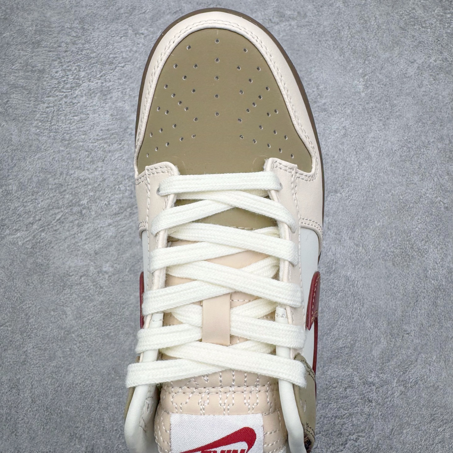 图片[4]-＃YC纯原 NK Dunk Low 卡其豹纹 IM6687-262 实力大厂出品 新配色陆续开发 利润个位数只为口碑 全套原纸板楦头开发 确保原汁原味 完美呈现DUNK版型 一比一鞋头弧度高度鞋身弧度 此版本只针对中端市场 皮料材质有所更替 其他数据细节工艺流程均保持一致 绝不口嗨 细节品控鞋型随意对比 独家私模官方第六代原厂航空铝磨具打磨大底 鞋头坡度极致还原 无解鞋型 原盒原配 圈内天花板工艺 原厂玻璃冲刀 超高清洁度 全鞋零毛边皮料切割 原厂中底布点胶 中底布拉帮走线遵循公司 尺码：36 36.5 37.5 38 38.5 39 40 40.5 41 42 42.5 43 44 44.5 45 46-选品中心