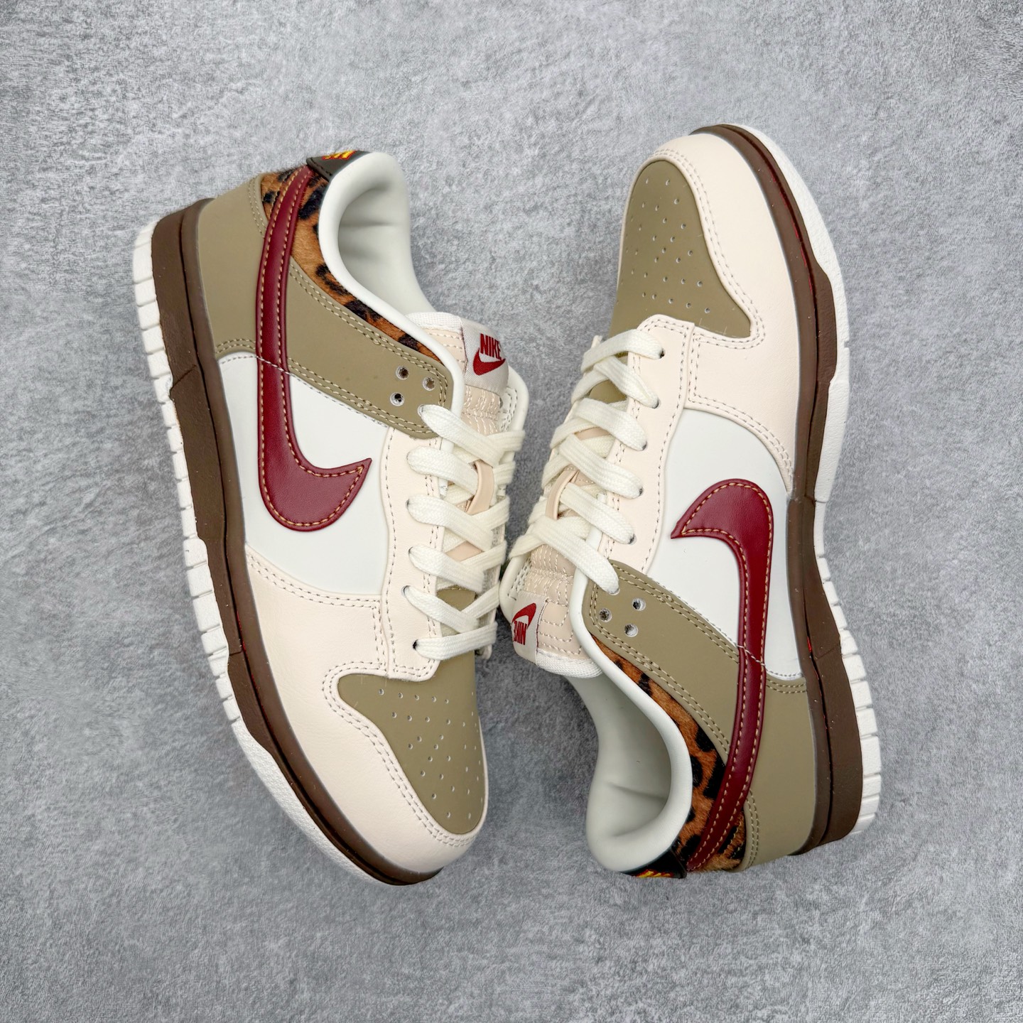 图片[3]-＃YC纯原 NK Dunk Low 卡其豹纹 IM6687-262 实力大厂出品 新配色陆续开发 利润个位数只为口碑 全套原纸板楦头开发 确保原汁原味 完美呈现DUNK版型 一比一鞋头弧度高度鞋身弧度 此版本只针对中端市场 皮料材质有所更替 其他数据细节工艺流程均保持一致 绝不口嗨 细节品控鞋型随意对比 独家私模官方第六代原厂航空铝磨具打磨大底 鞋头坡度极致还原 无解鞋型 原盒原配 圈内天花板工艺 原厂玻璃冲刀 超高清洁度 全鞋零毛边皮料切割 原厂中底布点胶 中底布拉帮走线遵循公司 尺码：36 36.5 37.5 38 38.5 39 40 40.5 41 42 42.5 43 44 44.5 45 46-选品中心