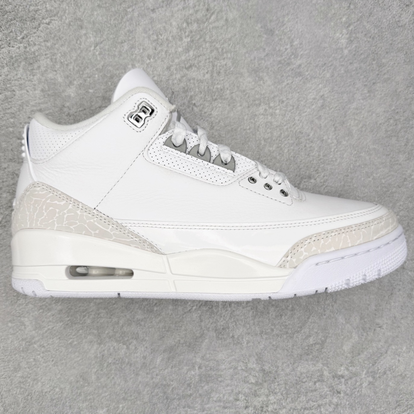 ＃Y3纯原福利 AJ3 AJ4 AJ5 AJ11 系列 纯原口碑大厂出品 之前5XX版本 全系列原楦原纸板开发 原厂皮料加持 原厂定型 后跟完美效果 到手可放心比对发售原鞋 上脚百分百充当正品驾驭 真正原装公司级完美鞋型 一切细节实拍所见所得 纸板中底 钢印 完美版型 尺码对应库存明细‼️-选品中心