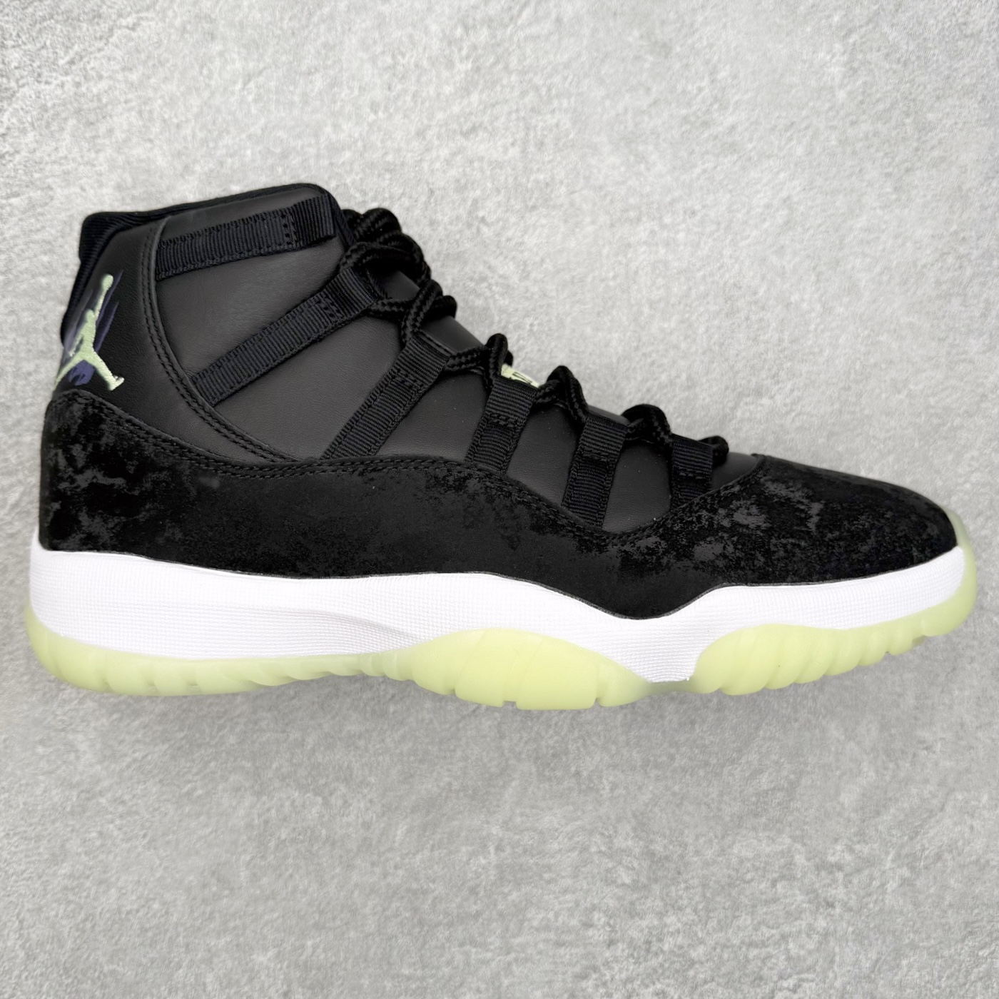 ＃Y3纯原福利 AJ3 AJ4 AJ5 AJ11 系列 纯原口碑大厂出品 之前5XX版本 全系列原楦原纸板开发 原厂皮料加持 原厂定型 后跟完美效果 到手可放心比对发售原鞋 上脚百分百充当正品驾驭 真正原装公司级完美鞋型 一切细节实拍所见所得 纸板中底 钢印 完美版型 尺码对应库存明细‼️-选品中心