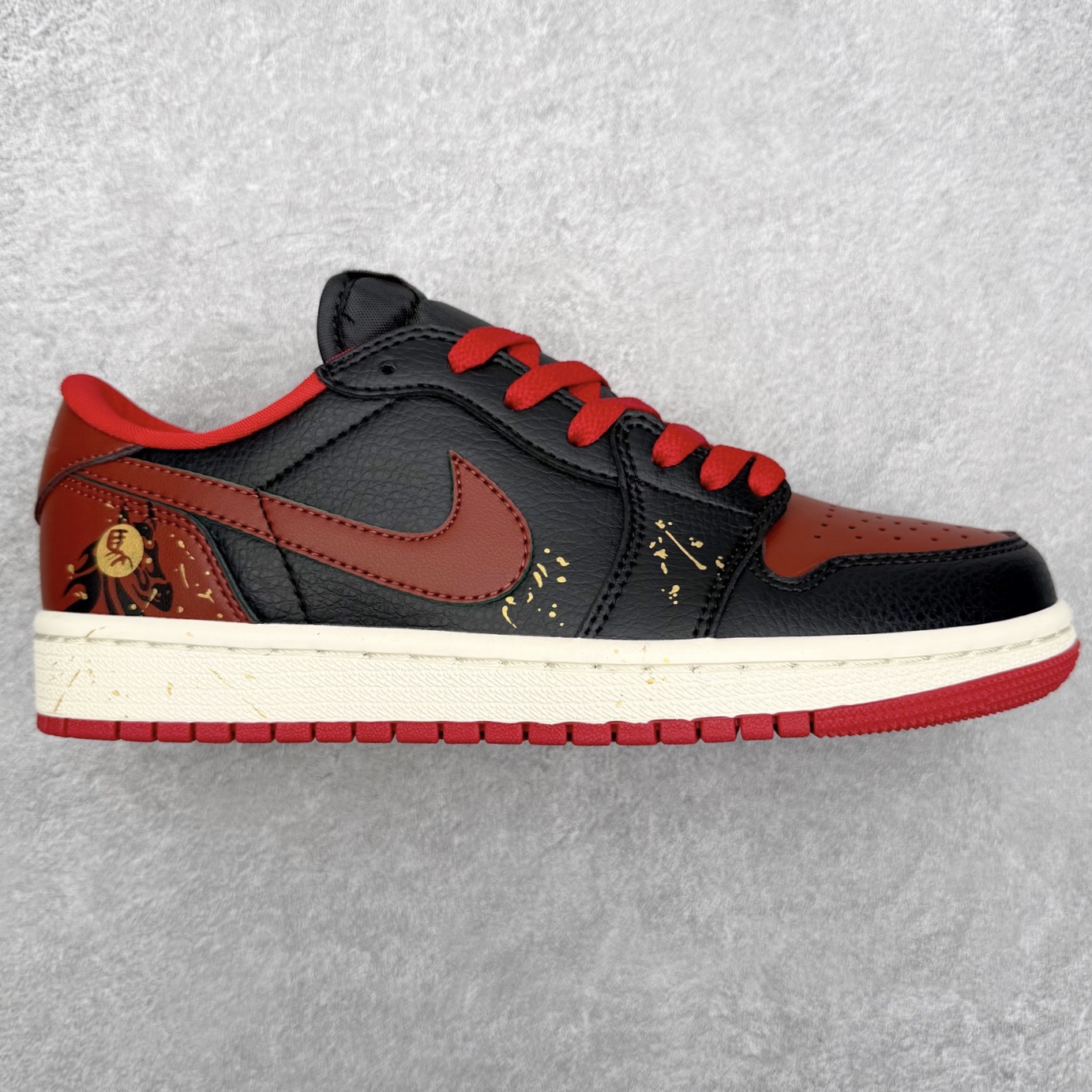＃K版 Air Jordan AJ1 Low 低帮 CZ0755-036 全新流水线出品 DT版本唯一平替选择 市场第二梯队最强版 全部原鞋开发 原楦原纸板开发 全鞋电脑针车 原厂内置全掌气垫 原盒内在原标 唯一Zp原版鞋带绑法 免检产品 全新2022版型 全头层皮料 完美零毛边处理 原厂配置全掌气垫 价格定位良心 几十个配色陆续出货 实拍调校N版已经零色差零失真 百分百还原实物色彩所见即所得 不存在货不对板色差等低级问题 选购参考实物拍摄 不混卖不参货 只用心做好货严格选品 承诺混一赔十 尺码：36 36.5 37.5 38 38.5 39 40 40.5 41 42 42.5 43 44 44.5 45-选品中心