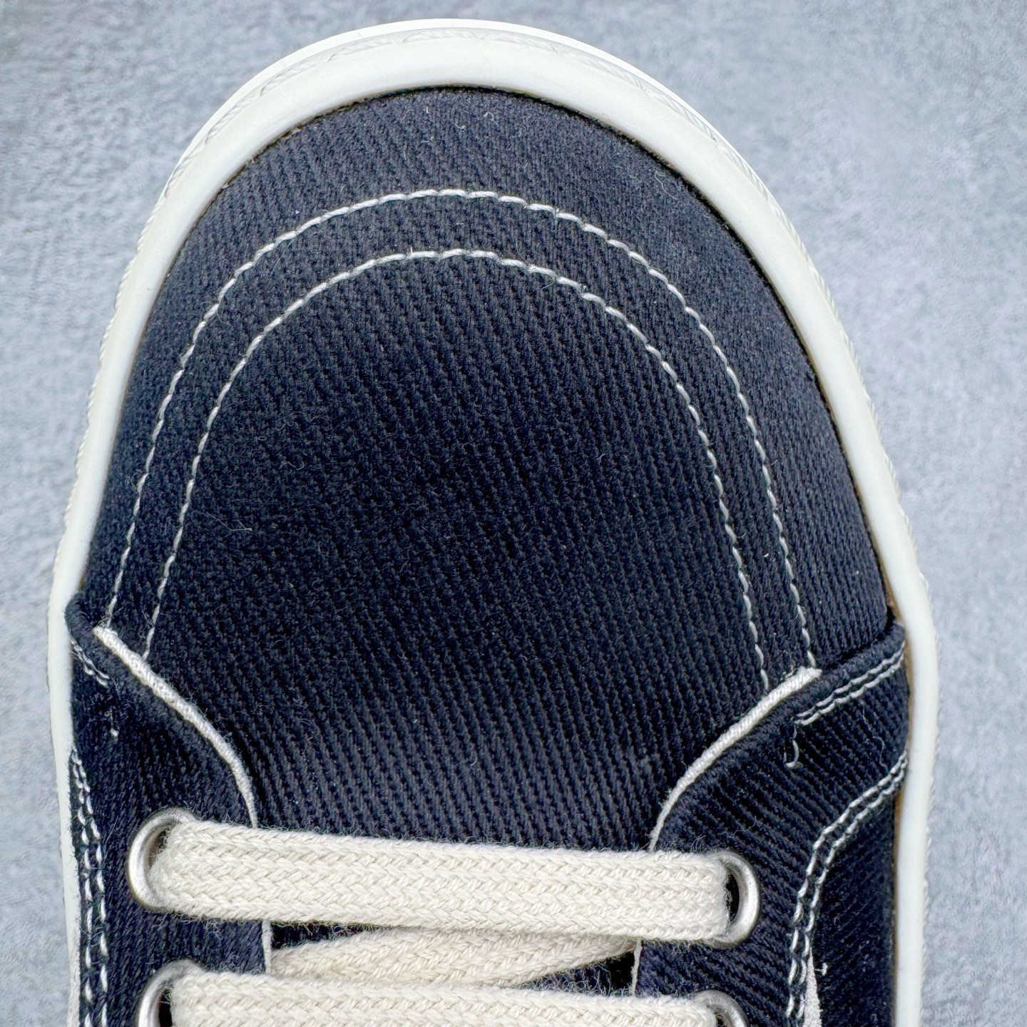 图片[20]-＃DG纯原 Rick Owens Drkshdw 瑞克·欧文斯低帮牛仔布时尚运动板鞋 黑色 二级市场已经7K以上 平台客户随意卖四位数 RO广东原厂出品 纯原天花板 原版一比一复刻 冲正绝不翻车 还原度达到百分之98以上 原楦开发纸版版型 ZP拆解原版1：1复模裁片纸版 力求做到0错位 这样才能达到和zp一致的鞋型味道 采用进口cnc数控机床开发对版独家tpu奶香大底 区别于市场所有版本 zp同源定制尼龙布 达到和zp一致手感 原厂进口细纹布 万邦订购原厂高弹粉红色海绵 内里搭配软质细腻羊皮 TPU高密度大底 软硬度透光度高已经测试和原版一致 尺码：36 37 38 39 40 41 42 43 44 45 46-选品中心