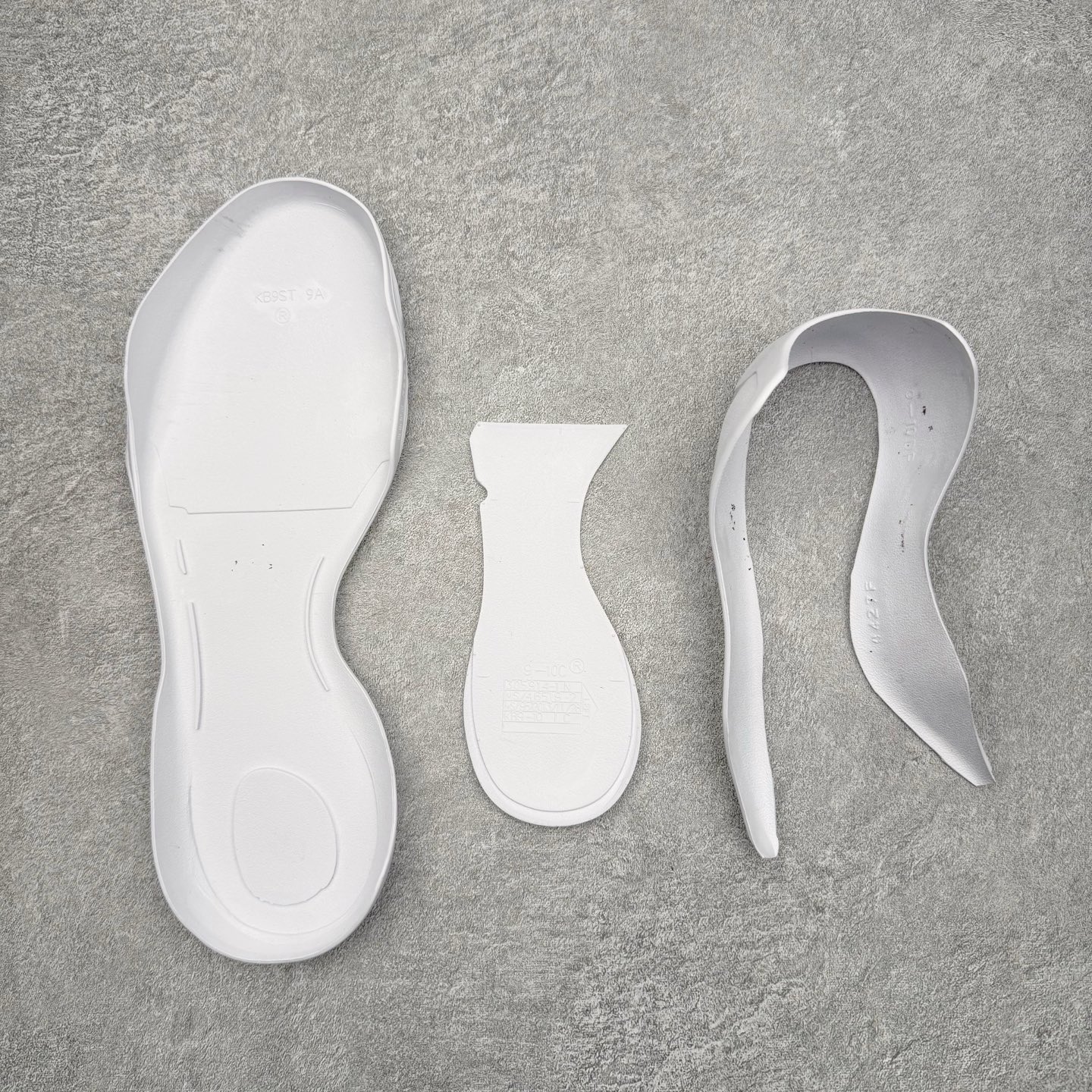 图片[19]-＃灭世/Max NK Kobe 9 Low EM PE 科比九代舒适减震防滑低帮篮球鞋 白紫 IH1401-100 ✅原楦打造灵动版型 鞋头➕腰身➕后跟 360°无死角 ✅原厂工艺3层立体编织flyknit鞋面 厚度同步ZP吊打市场“纯原” ✅原厂碳板加持 立体感区分市场货品 ✅区分市场货品🌪过验级拉帮细节 ✅内置全新复刻版中底鞋垫 REACT缓震 密度增加抗衰减 ✅针对海外市场增加 47.5 满足精英选手实战需求 最强科9 灭世制造 用实力让情怀落地 👊🏻 尺码：39 40 40.5 41 42 42.5 43 44 44.5 45 46 47.5-选品中心