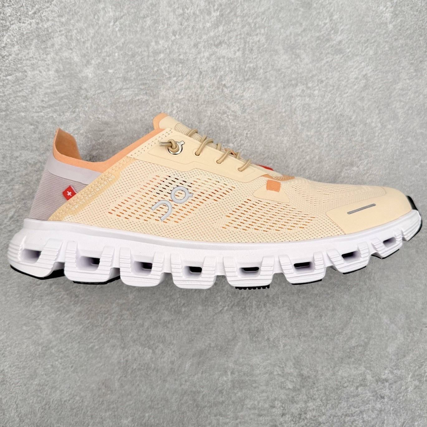 On昂跑 Cloud 6 Coast 潮流舒适 防滑耐磨 低帮 生活休闲鞋 此运动品牌 开创于2010年 缓震着陆、强效回弹、轻柔质感的设计构思始终是ON研制关键 与此同时基于“为全球提供革新性的跑步感受”信念 陆续推出了多款跑鞋及其以专业运动人体跑步工程学为设计关键的功能性跑步服饰设备 让跑者不费力气地畅快畅跑 尺码：36 36.5 37.5 38 38.5 39 40 40.5 41 42 42.5 43 44 44.5 45-选品中心