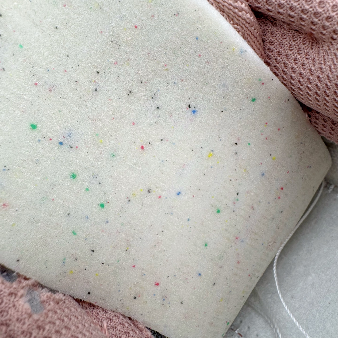 图片[10]-＃CS纯原 NK Dunk Low 白粉 IB4417-102 实力大厂出品 新配色陆续开发 利润个位数只为口碑 全套原纸板楦头开发 确保原汁原味 完美呈现DUNK版型 一比一鞋头弧度高度鞋身弧度 此版本只针对中端市场 皮料材质有所更替 其他数据细节工艺流程均保持一致 绝不口嗨 细节品控鞋型随意对比 独家私模官方第六代原厂航空铝磨具打磨大底 鞋头坡度极致还原 无解鞋型 原盒原配 圈内天花板工艺 原厂玻璃冲刀 超高清洁度 全鞋零毛边皮料切割 原厂中底布点胶 中底布拉帮走线遵循公司 尺码：36 36.5 37.5 38 38.5 39 40 40.5 41 42 42.5 43 44 44.5 45 46-选品中心