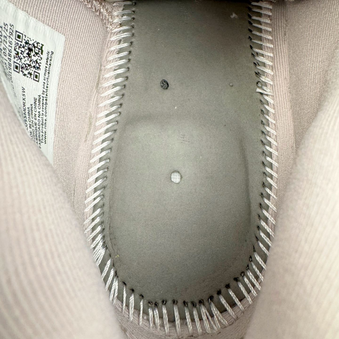 图片[18]-＃灭世/Max NK Ja 3 Scratch EP 莫兰特三代柔软舒适防滑耐磨透气支撑轻便低帮篮球鞋 EYBL 浅粉 IH2374-001 2024『压轴』后卫实战旗舰 圣枪腰王 重磅革新登场🌪 🔝历时5个月！全力打造 科比➕欧文系列 综合体 ！Pt实战体验天花板上限 再度提高🔝 ✅【顶配缓震】独家革新搭载 前掌5mm TURBO气垫 兼具贴地与缓震！（正品仅长方形小气垫）➕后掌大马蹄14mm厚 气垫 提高后掌缓震极限 （正品后掌无气垫） ✅【顶级抗扭】 搭载硬度65HC 发泡中底框架 ➕高强度中足抗扭片 革新升级 赛事级抗扭水平！独此一家 ✅【顶级支撑】鞋身侧向包裹 双层补强层 200斤以上选手 也可驾驭（正品仅一层）对比市场货品偷工减料 不可同日而语！ ✅气垫气压上脚即可感受！后掌鞋垫掀开可见气垫轮廓（谨防窜货） 鞋底止滑配方 无需磨合 原地起飞🛫 NK年度后卫旗舰 独家革新升级 『口碑源自专业 实力来源于专注』 真灭世纯原 切勿被市场仿冒吊牌挂羊头卖狗肉 尺码：39-46 正码正拍-选品中心