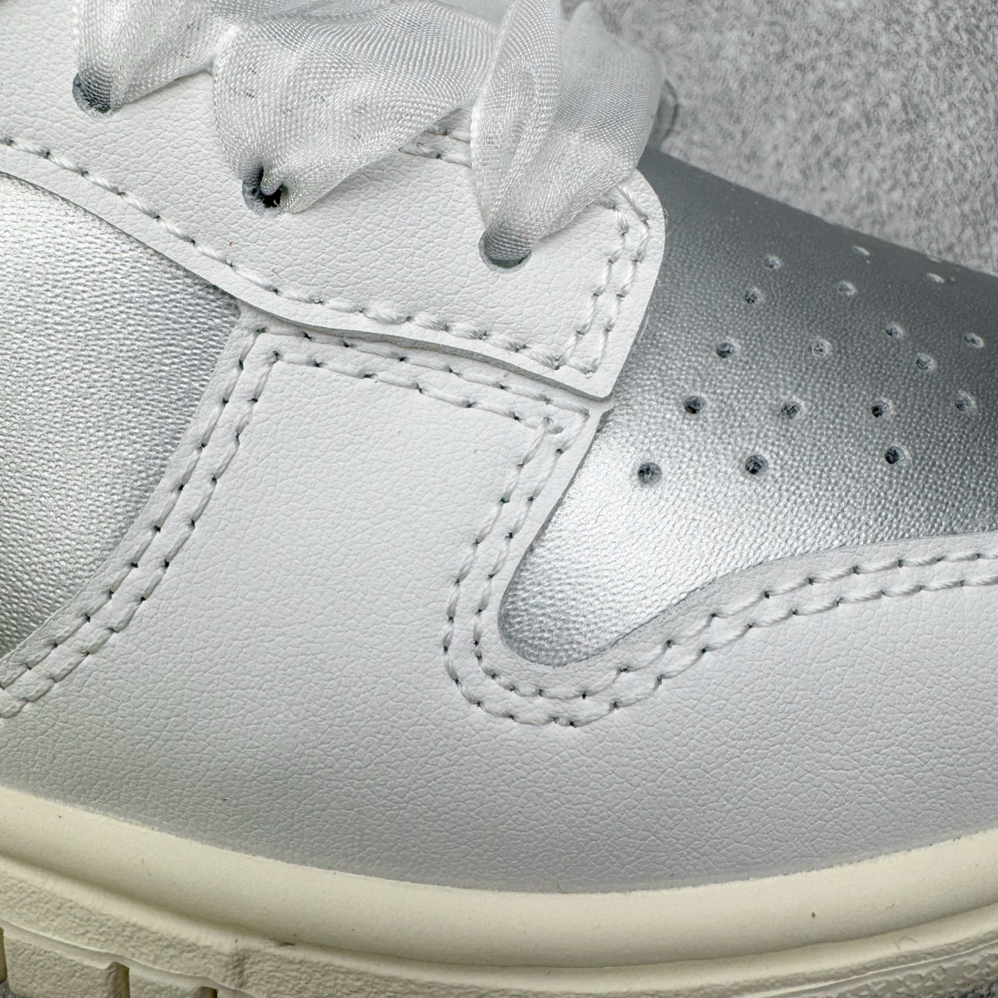 图片[11]-＃YC纯原 NK Dunk Low 卡其豹纹 IM6687-262 实力大厂出品 新配色陆续开发 利润个位数只为口碑 全套原纸板楦头开发 确保原汁原味 完美呈现DUNK版型 一比一鞋头弧度高度鞋身弧度 此版本只针对中端市场 皮料材质有所更替 其他数据细节工艺流程均保持一致 绝不口嗨 细节品控鞋型随意对比 独家私模官方第六代原厂航空铝磨具打磨大底 鞋头坡度极致还原 无解鞋型 原盒原配 圈内天花板工艺 原厂玻璃冲刀 超高清洁度 全鞋零毛边皮料切割 原厂中底布点胶 中底布拉帮走线遵循公司 尺码：36 36.5 37.5 38 38.5 39 40 40.5 41 42 42.5 43 44 44.5 45 46-选品中心