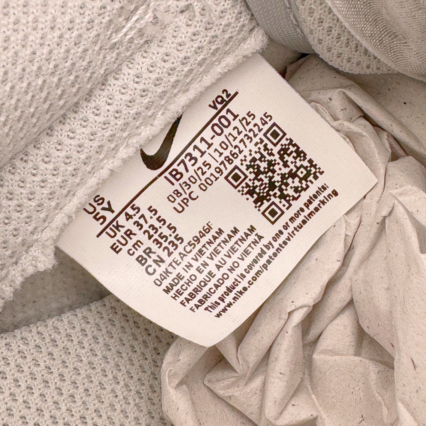 图片[18]-＃YC纯原 NK Dunk Low 卡其豹纹 IM6687-262 实力大厂出品 新配色陆续开发 利润个位数只为口碑 全套原纸板楦头开发 确保原汁原味 完美呈现DUNK版型 一比一鞋头弧度高度鞋身弧度 此版本只针对中端市场 皮料材质有所更替 其他数据细节工艺流程均保持一致 绝不口嗨 细节品控鞋型随意对比 独家私模官方第六代原厂航空铝磨具打磨大底 鞋头坡度极致还原 无解鞋型 原盒原配 圈内天花板工艺 原厂玻璃冲刀 超高清洁度 全鞋零毛边皮料切割 原厂中底布点胶 中底布拉帮走线遵循公司 尺码：36 36.5 37.5 38 38.5 39 40 40.5 41 42 42.5 43 44 44.5 45 46-选品中心