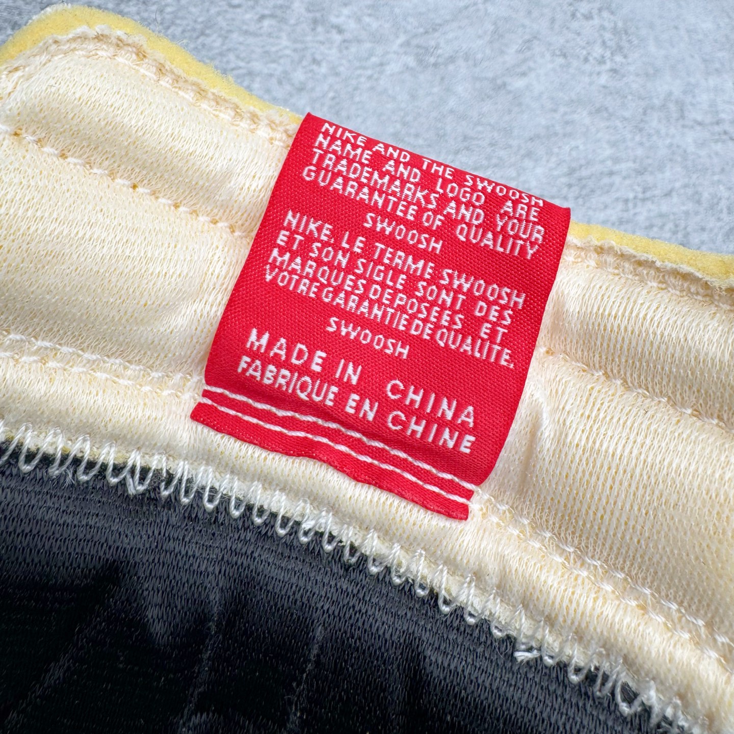 图片[12]-＃LS纯原 Union LA x Fragment Design x Air Jordan AJ1 Retro High NRG 藤原浩三方联名四色拼接灰 闪电白蓝红 IO7847-002 圈内最强系列 高端零售特供批次 产品品控稳定性领先行业 各方面均可对飙L版 良心定价不杀猪 SZ原厂全套原楦原纸板冲刀磨具开发 原厂皮料加持 原厂港宝加持定型后跟R度完美 同源原厂电绣 飞翼针数密度立体效果一致 百分百一致原鞋 原厂拉帮工艺 针距密度一致 后跟弧度收口自然不对折 极致一眼正品既视感 进口玻璃冲刀皮料裁剪零毛边 全鞋电脑针车工艺 品控清洁度最高QC检验标准 免检产品 原厂订购鞋盒、鞋标、防尘纸、鞋撑、鞋带 追求极致的原厂味道 尺码：36 36.5 37.5 38 38.5 39 40 40.5 41 42 42.5 43 44 44.5 45 46 47.5-选品中心